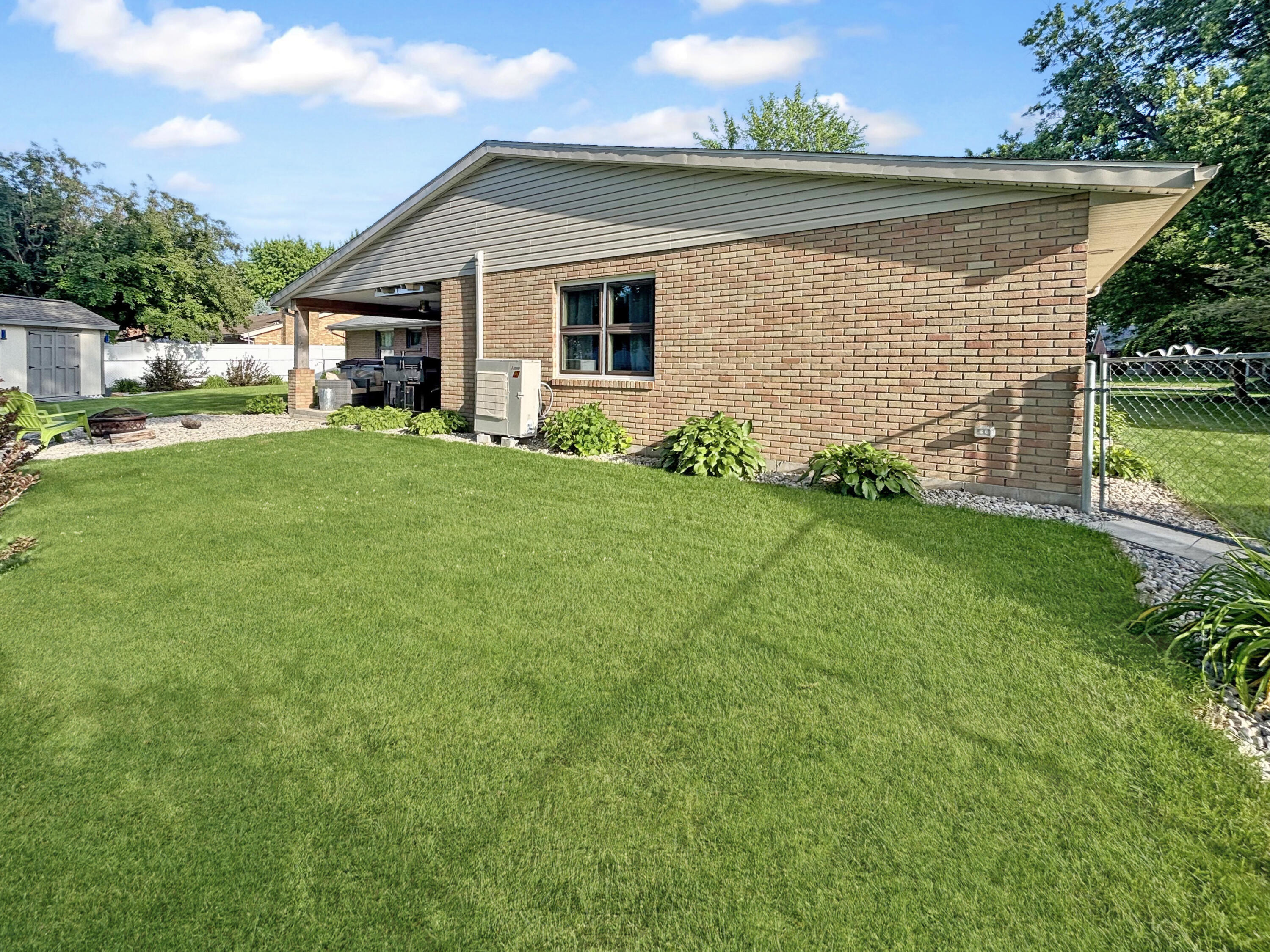 768 Gardenwood Drive, Greenville, Ohio 45331