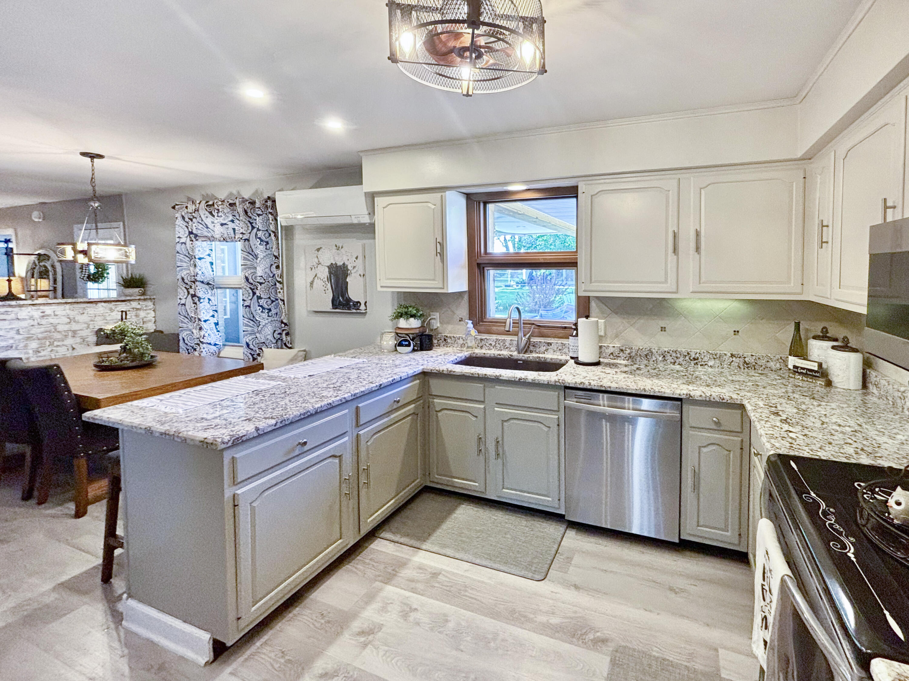 768 Gardenwood Drive, Greenville, Ohio 45331