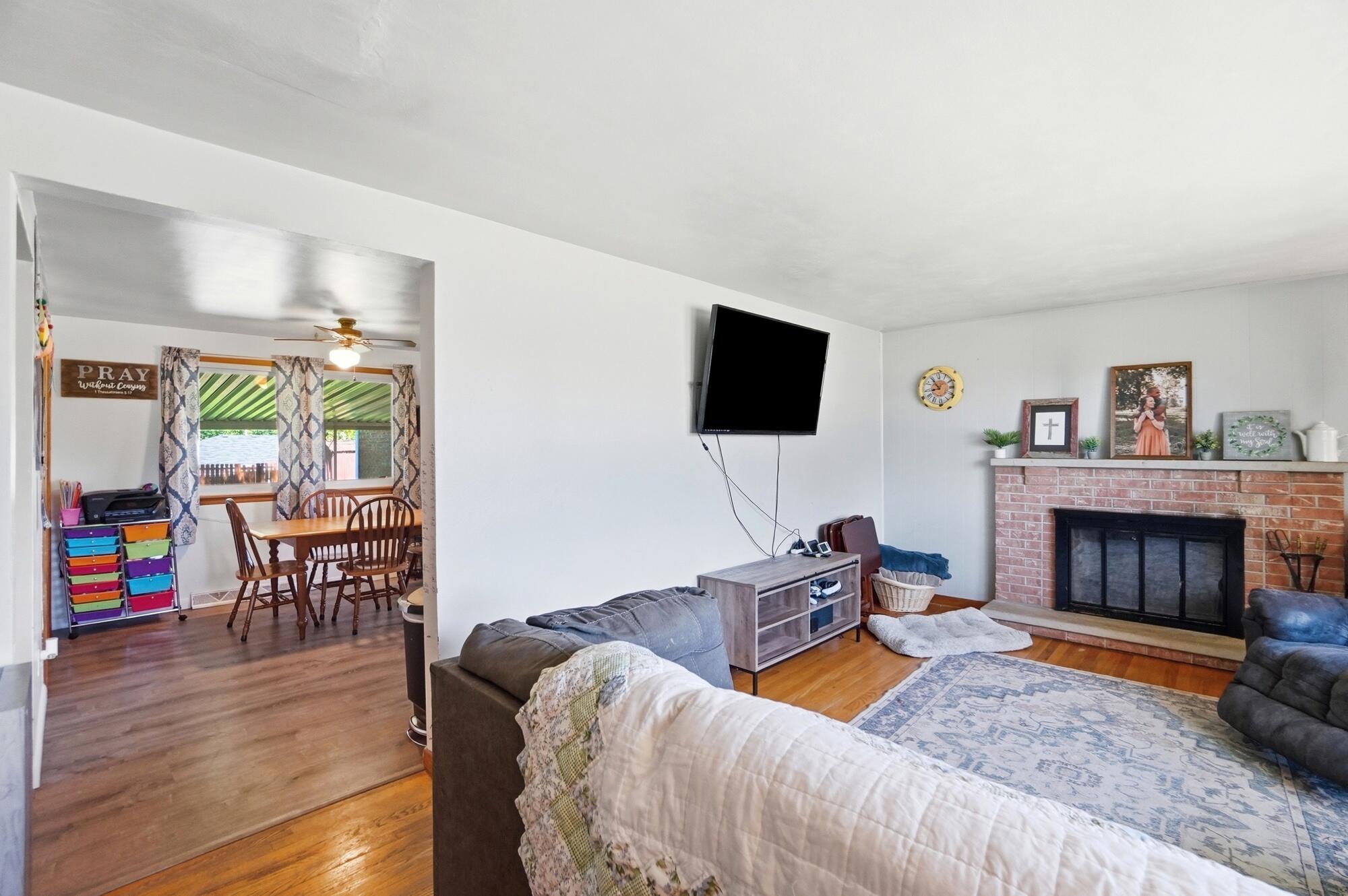 4267 Helena Drive, Springfield, Ohio 45503
