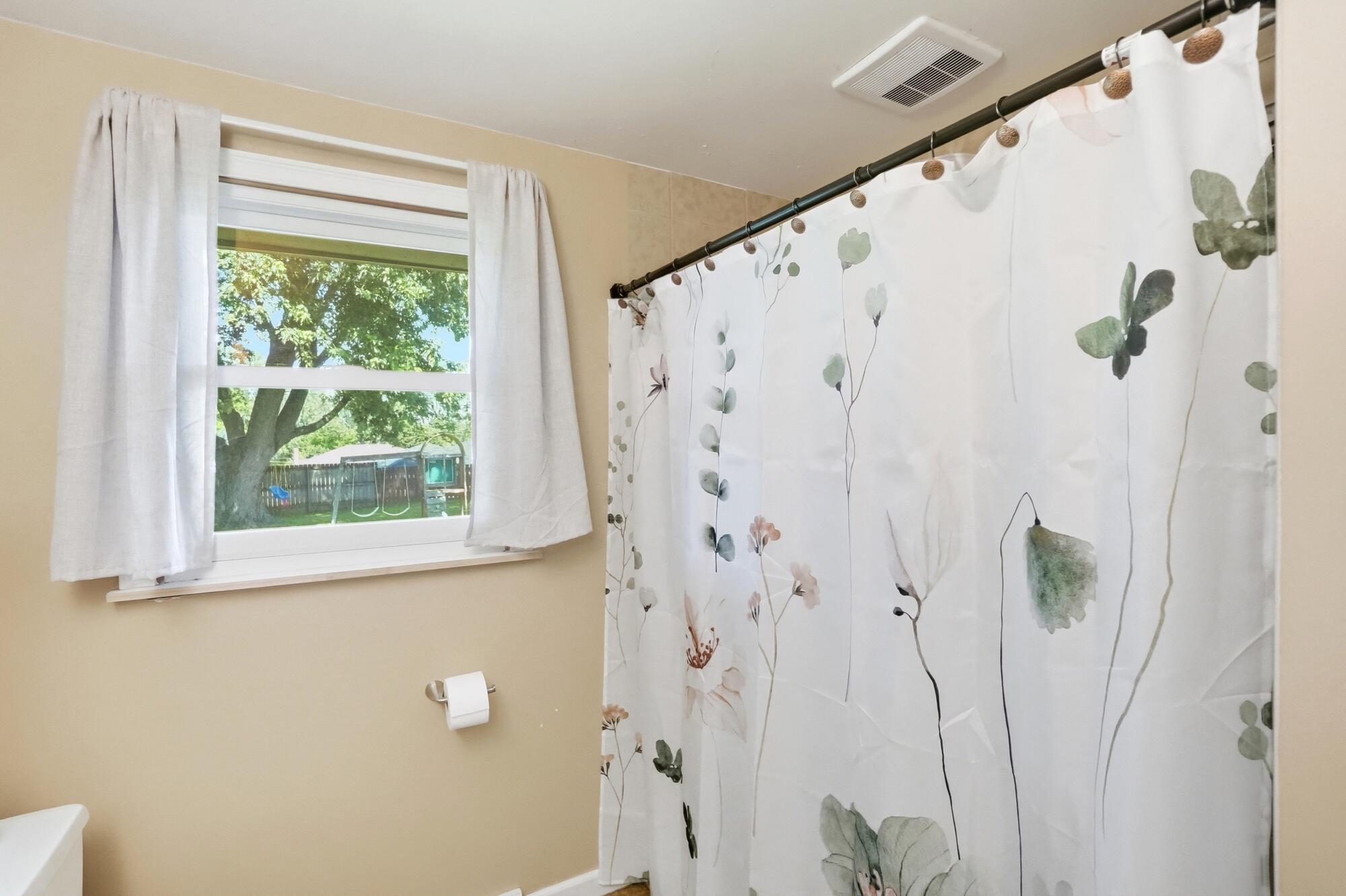 4267 Helena Drive, Springfield, Ohio 45503