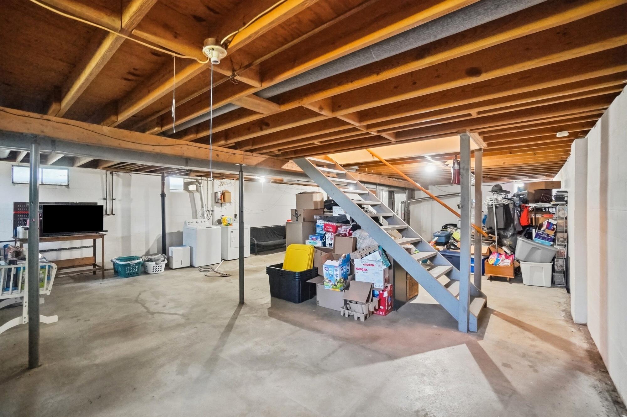 4267 Helena Drive, Springfield, Ohio 45503
