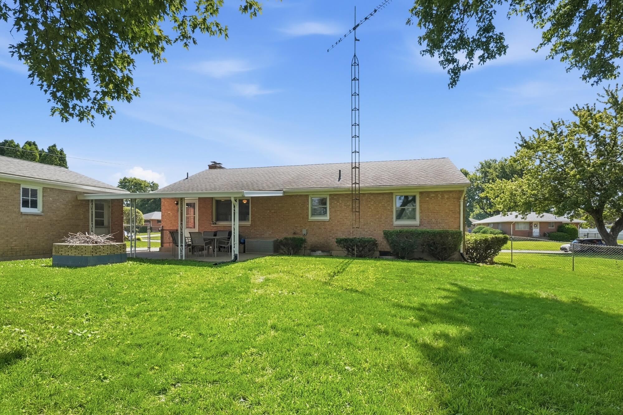 4267 Helena Drive, Springfield, Ohio 45503