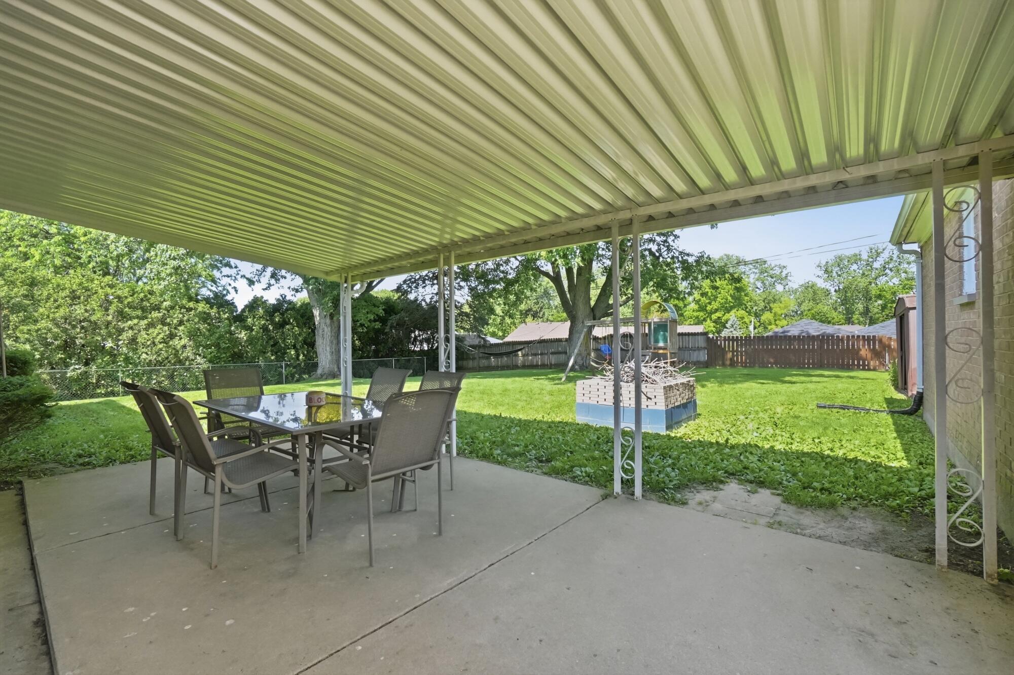4267 Helena Drive, Springfield, Ohio 45503