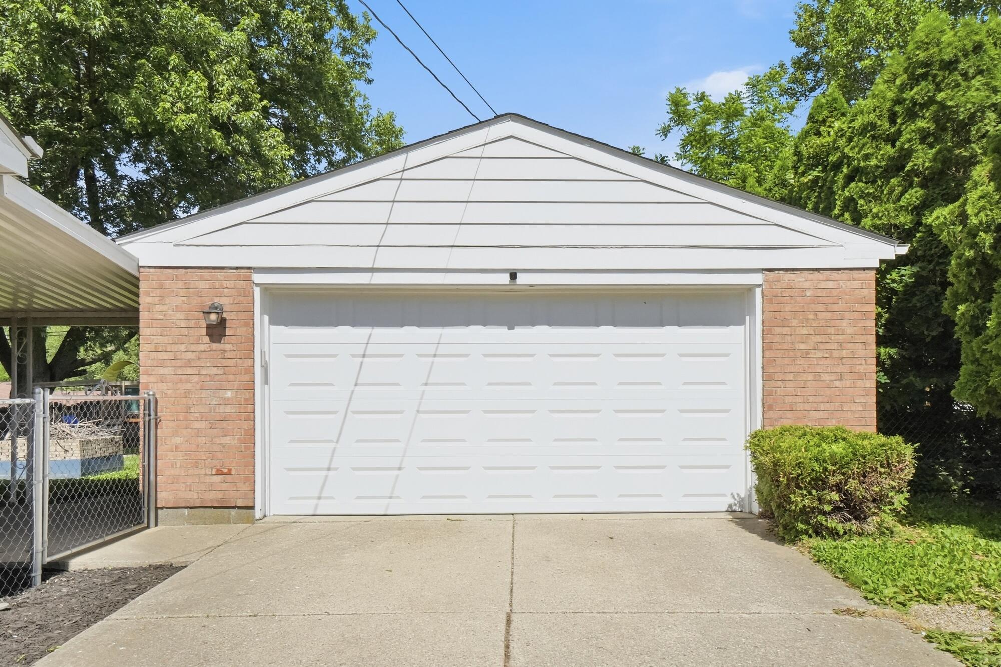 4267 Helena Drive, Springfield, Ohio 45503
