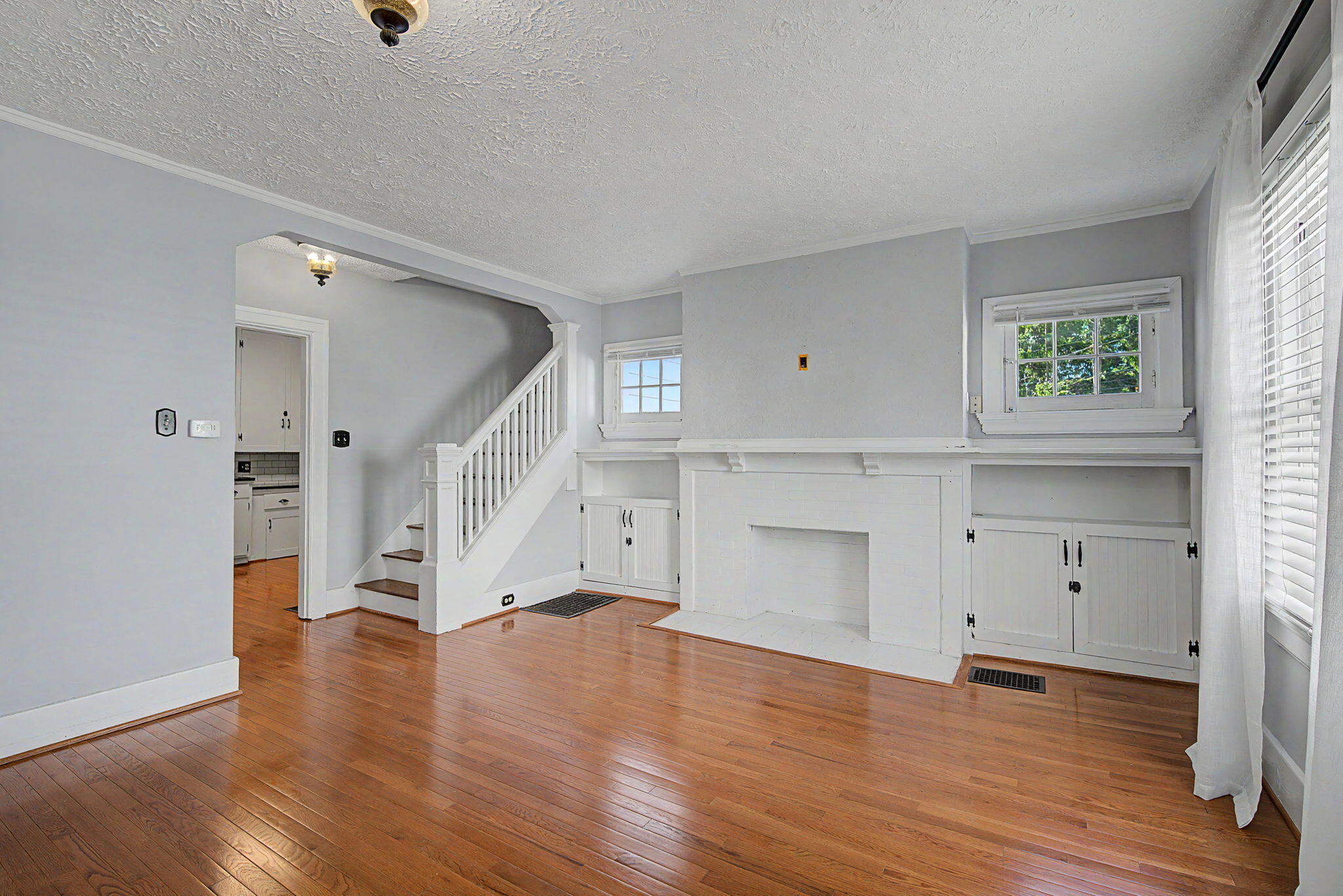 242 Lonsdale Avenue, Oakwood, Ohio 45419