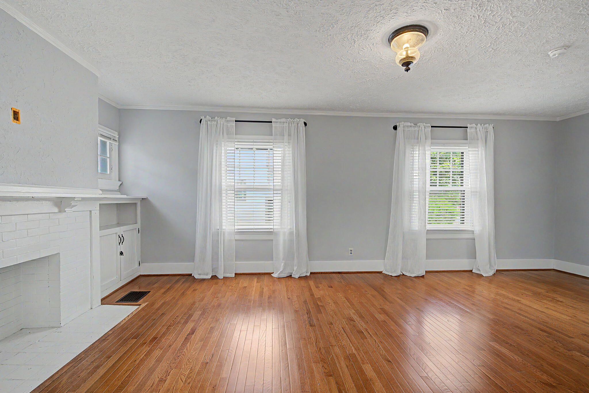 242 Lonsdale Avenue, Oakwood, Ohio 45419