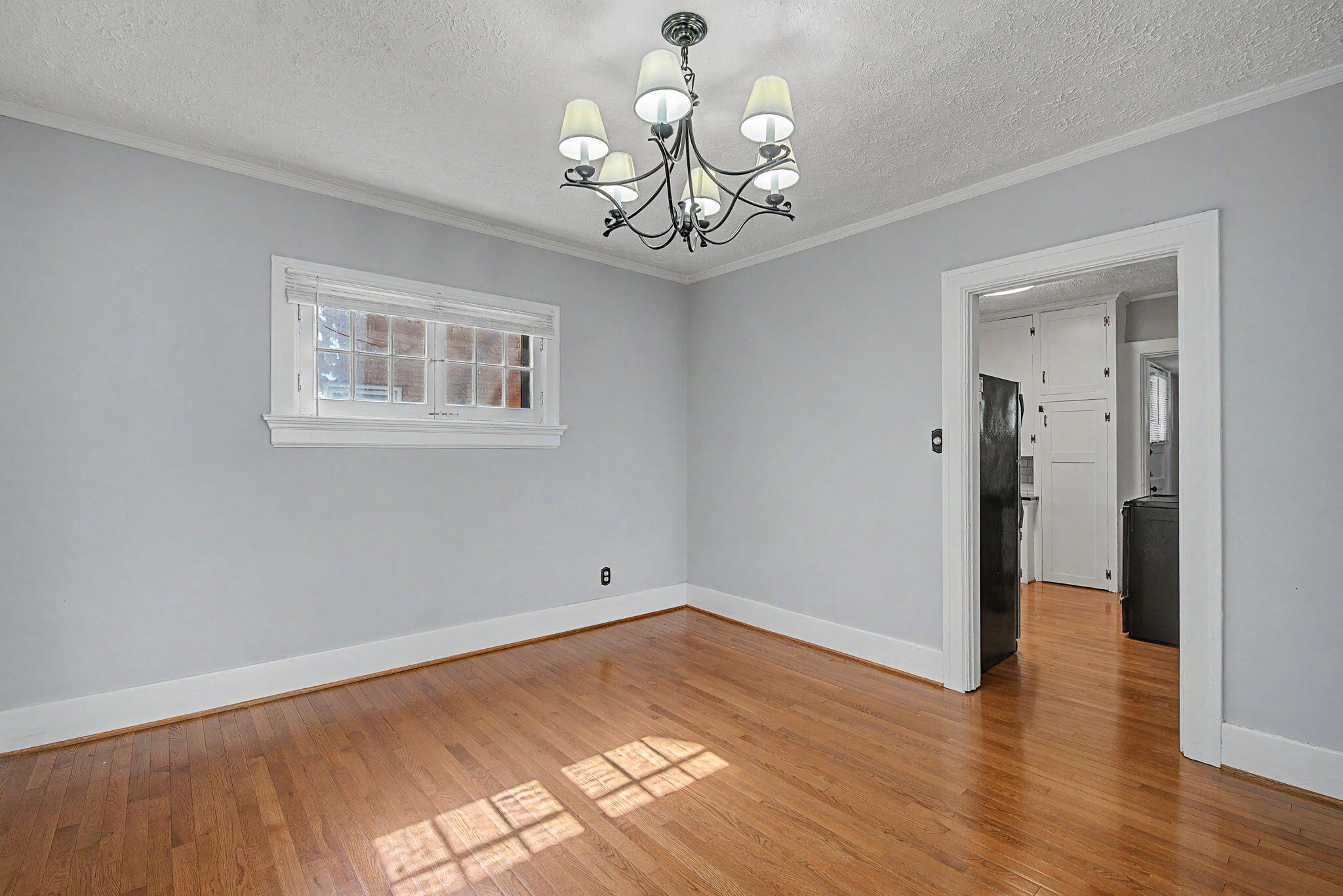 242 Lonsdale Avenue, Oakwood, Ohio 45419