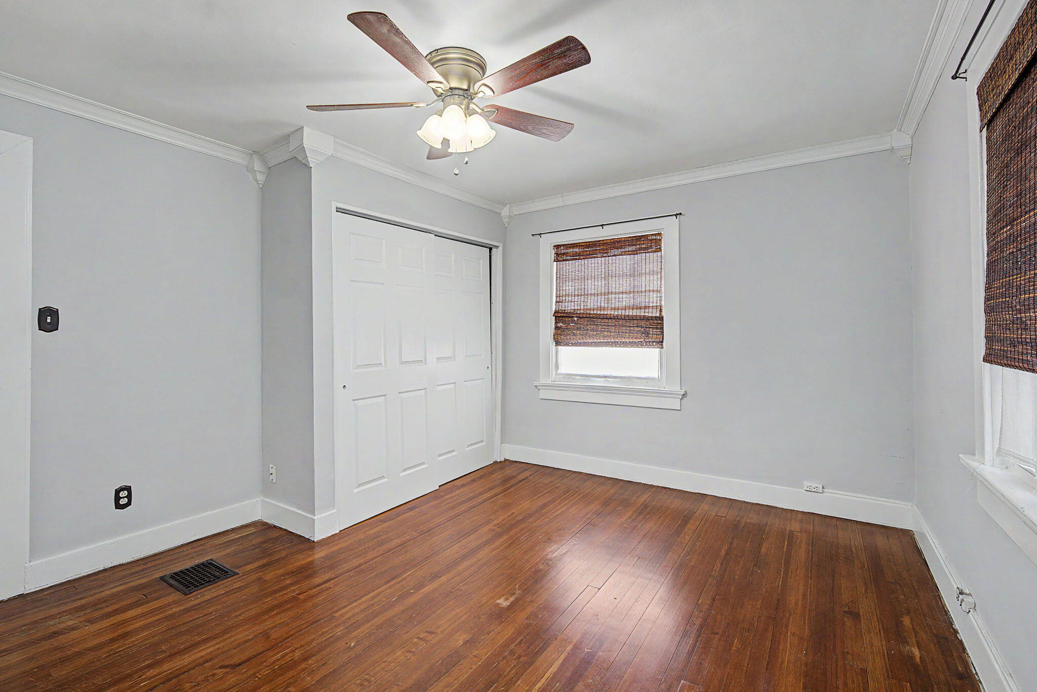 242 Lonsdale Avenue, Oakwood, Ohio 45419