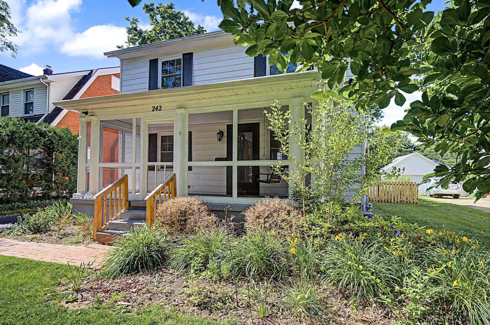 242 Lonsdale Avenue, Oakwood, Ohio 45419