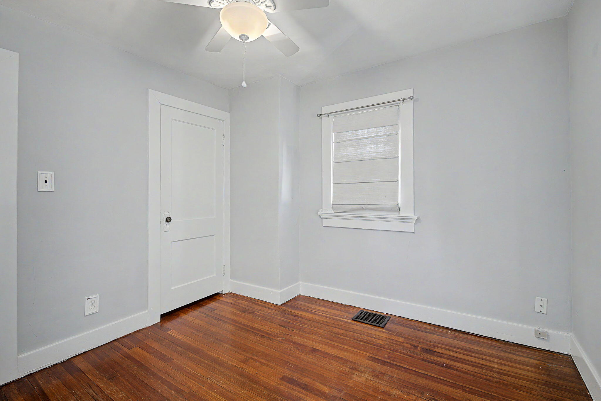 242 Lonsdale Avenue, Oakwood, Ohio 45419