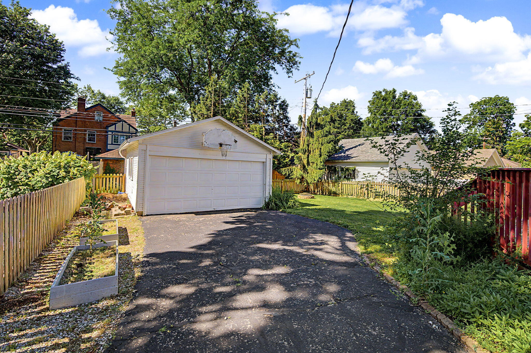 242 Lonsdale Avenue, Oakwood, Ohio 45419