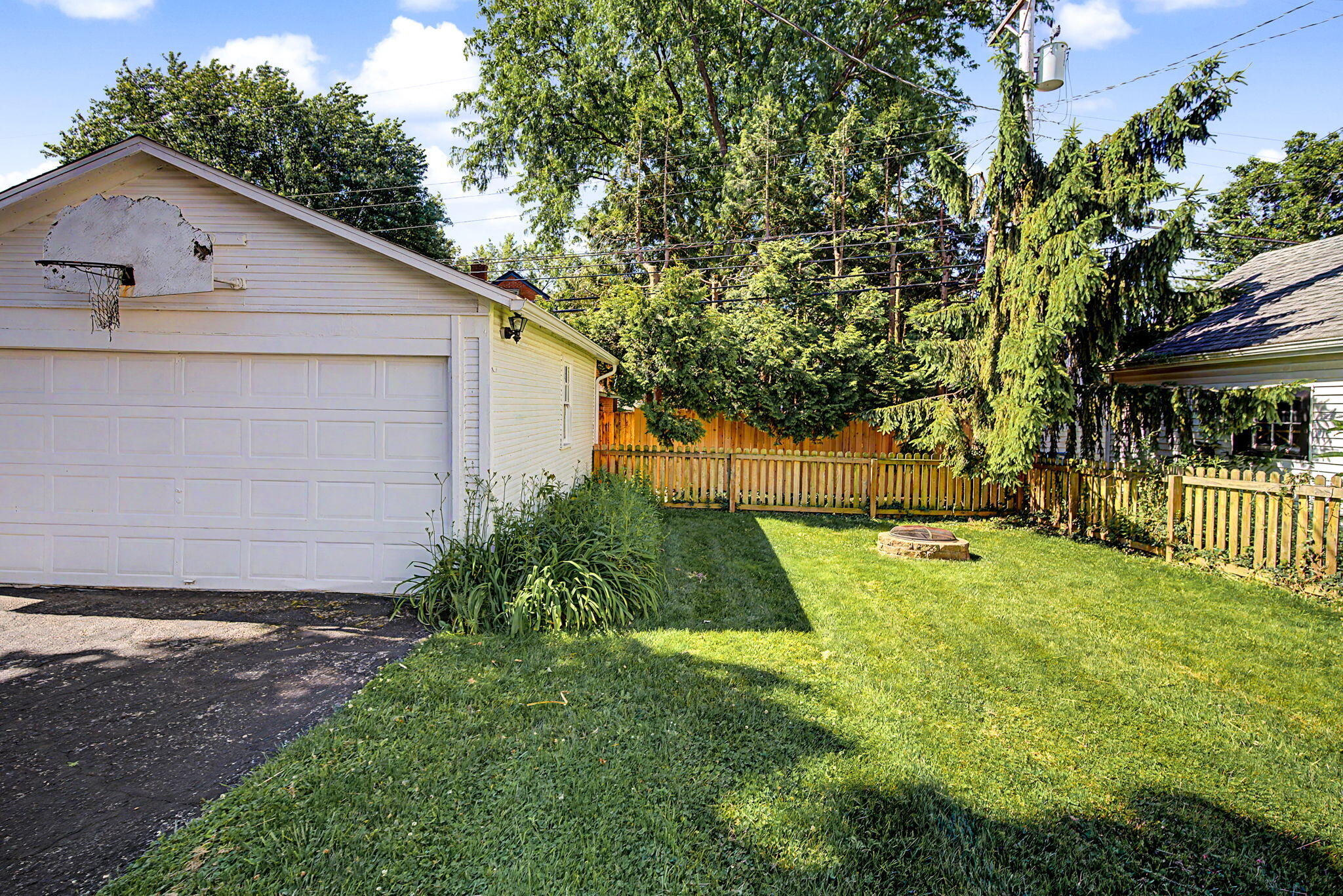 242 Lonsdale Avenue, Oakwood, Ohio 45419