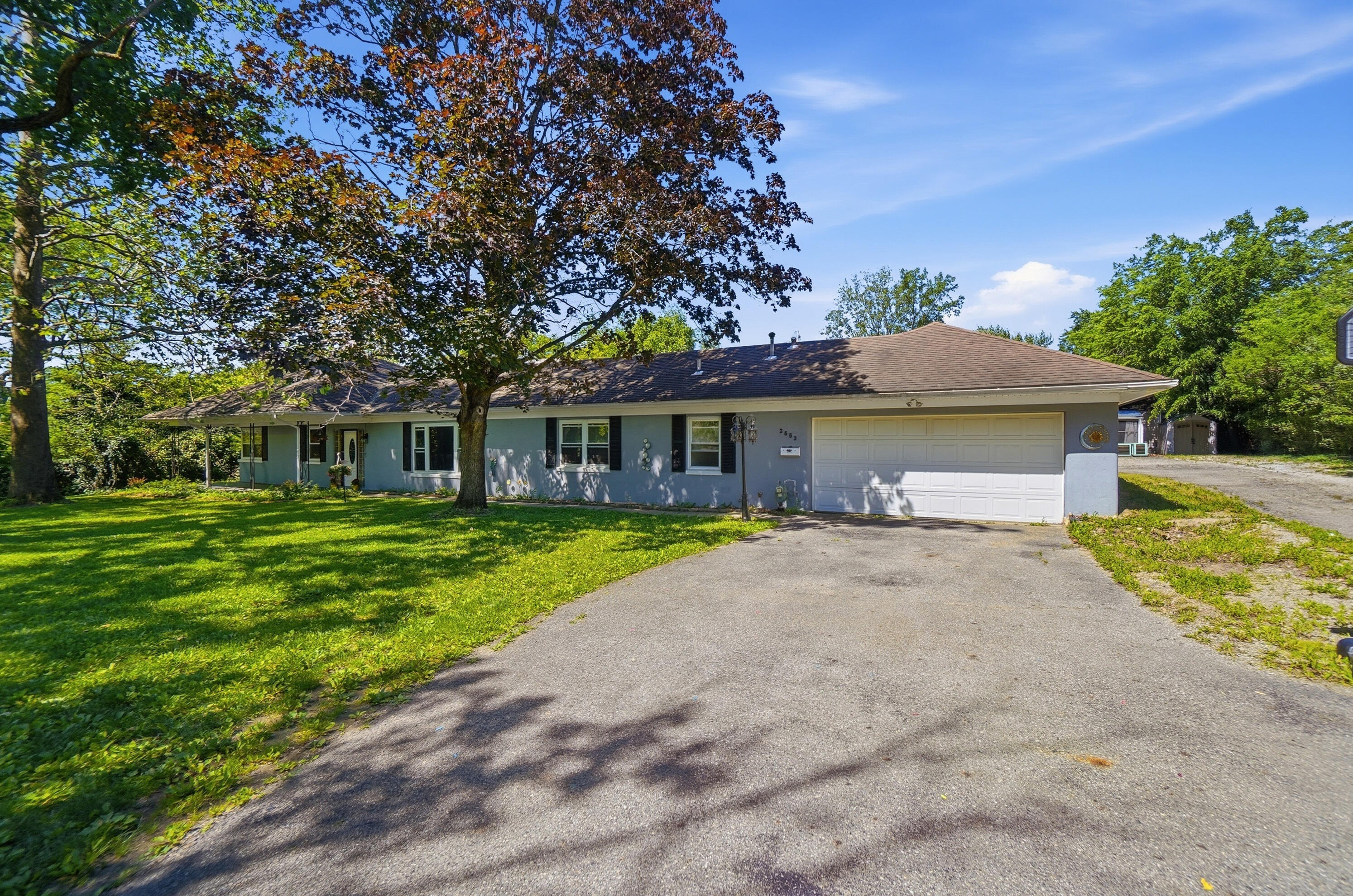 2553 Derr Road, Springfield, Ohio 45503