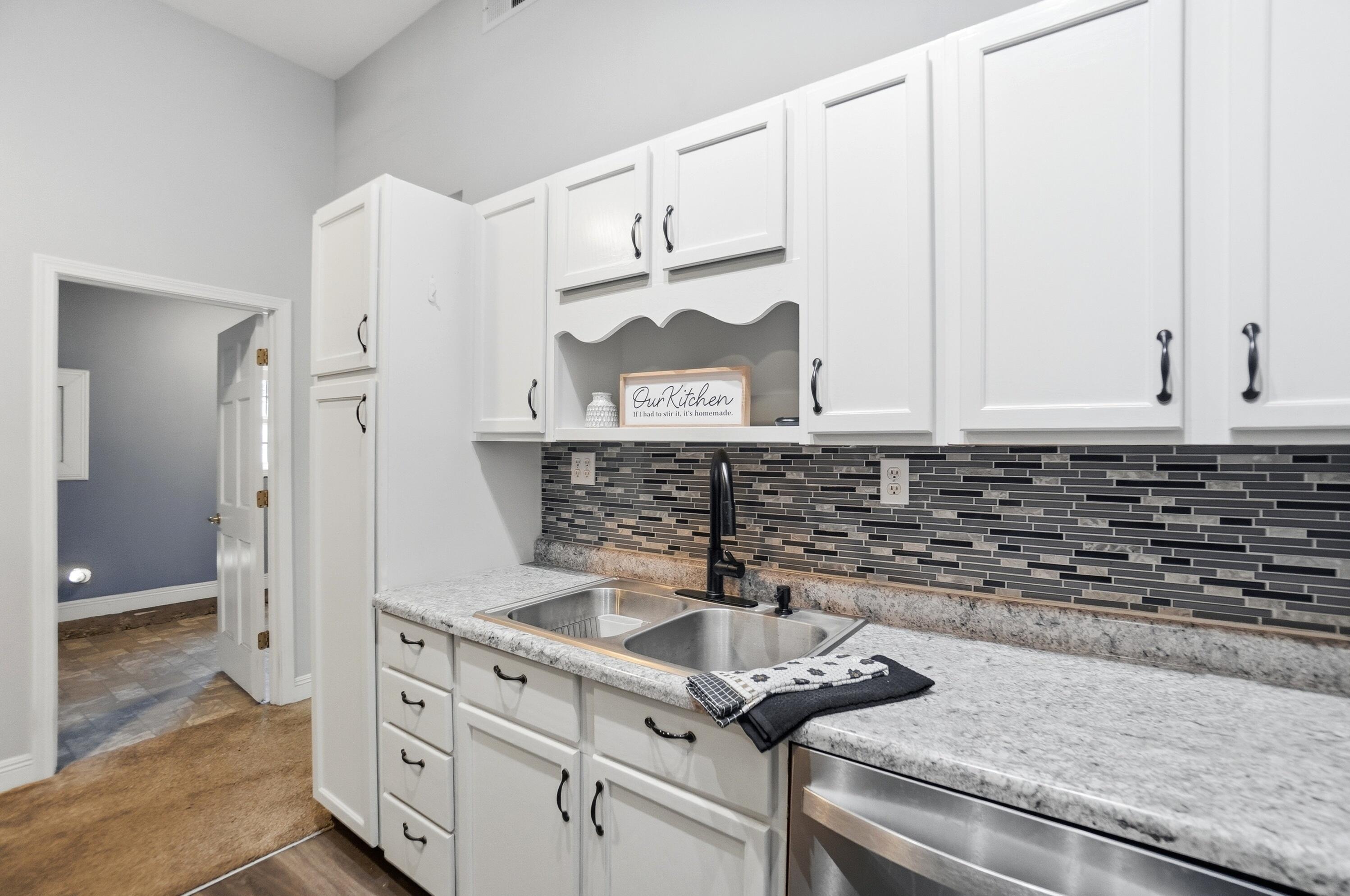 2553 Derr Road, Springfield, Ohio 45503