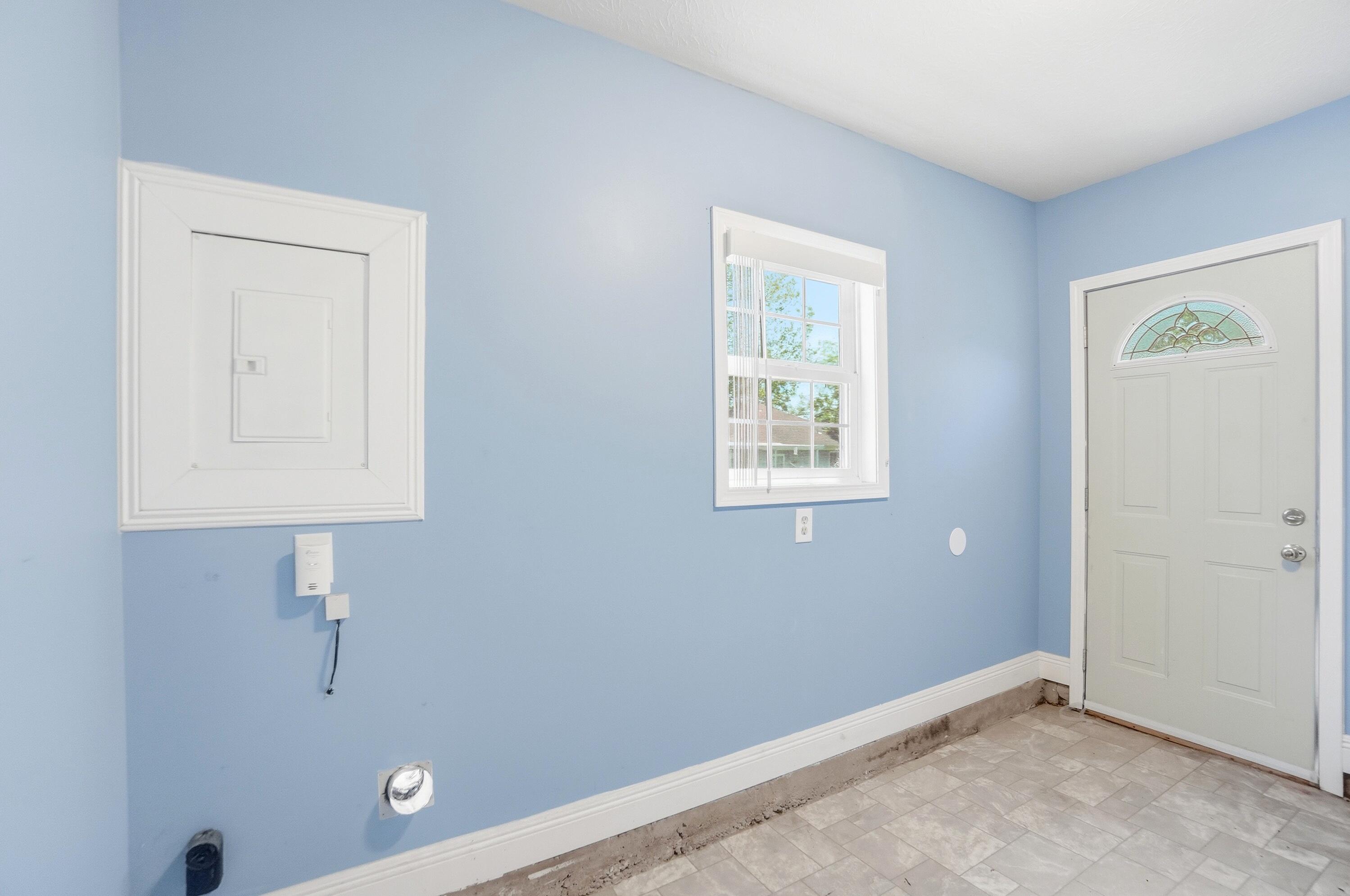 2553 Derr Road, Springfield, Ohio 45503