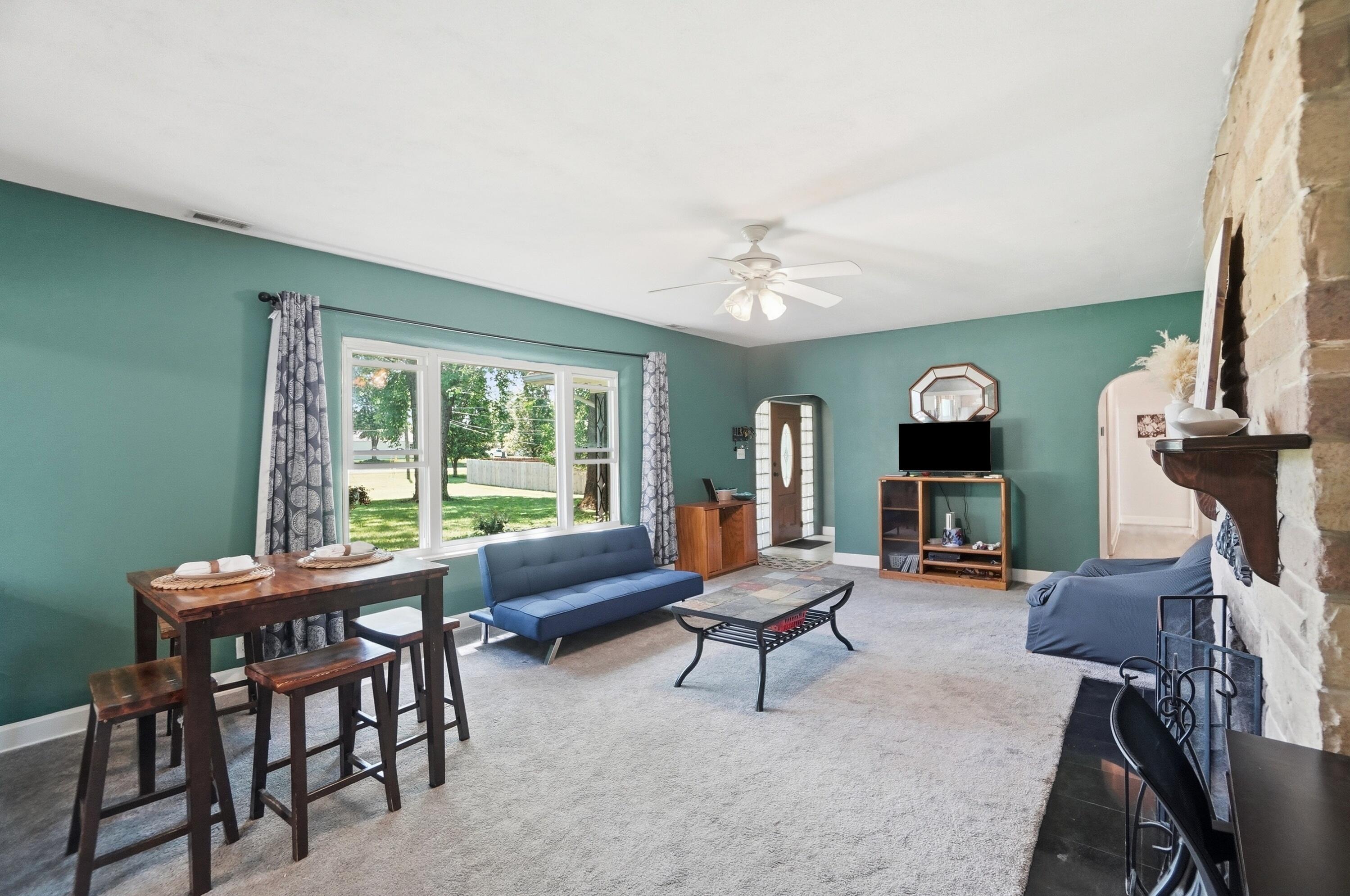 2553 Derr Road, Springfield, Ohio 45503