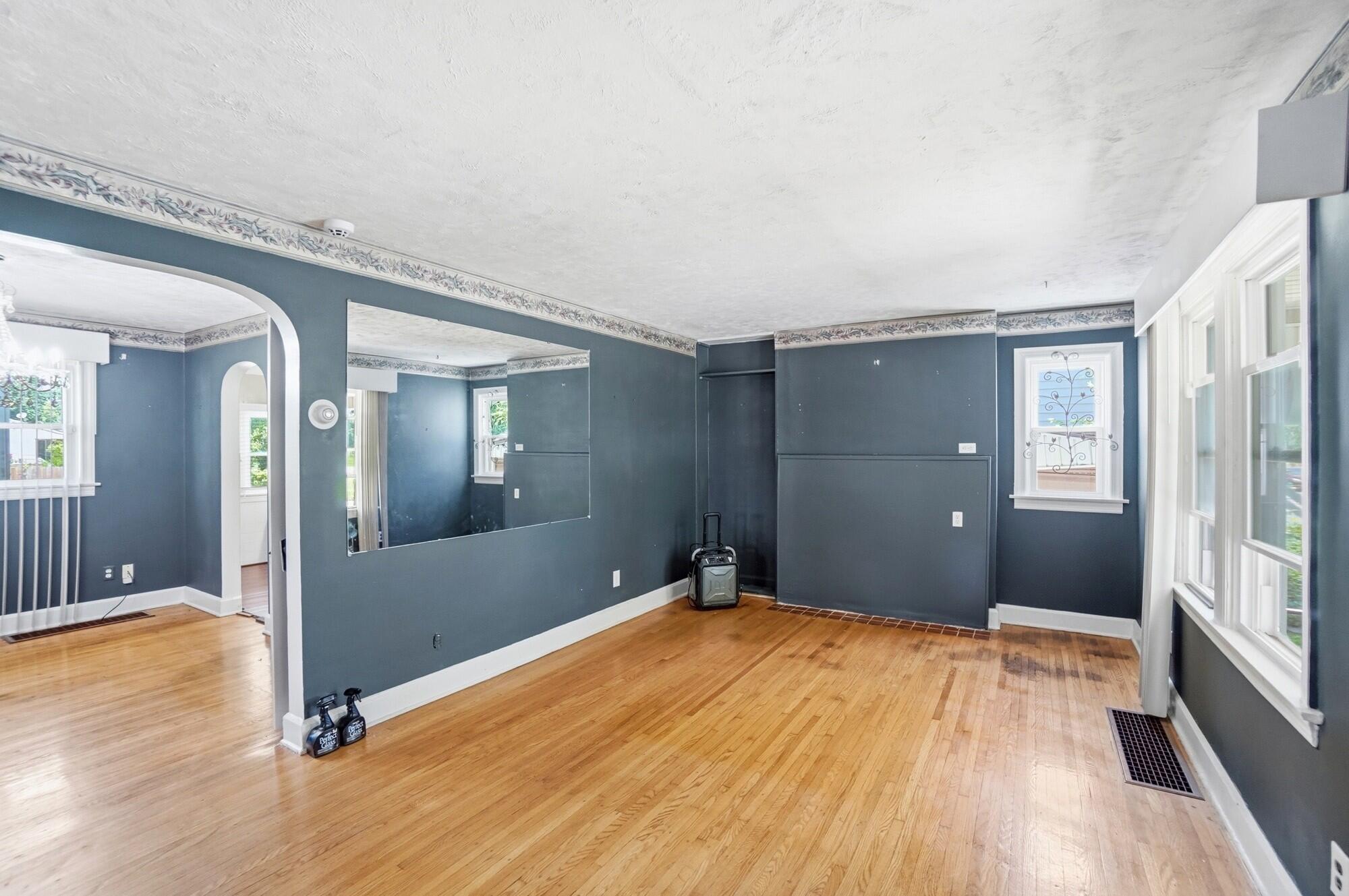 404 Rosewood Avenue, Springfield, Ohio 45506