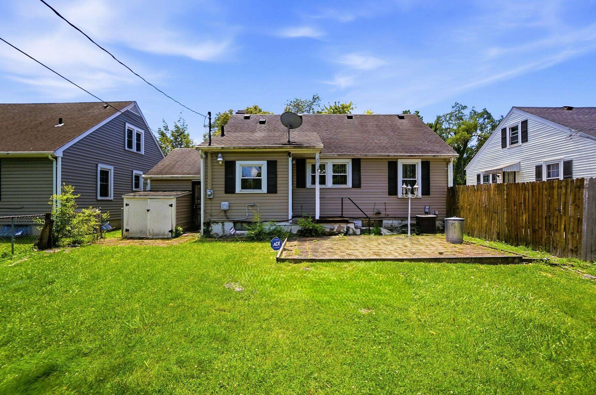 404 Rosewood Avenue, Springfield, Ohio 45506