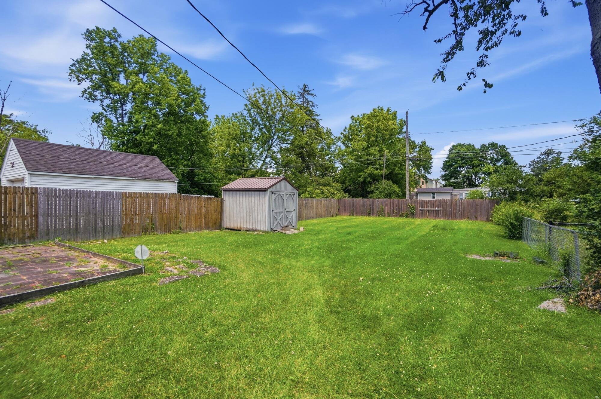 404 Rosewood Avenue, Springfield, Ohio 45506