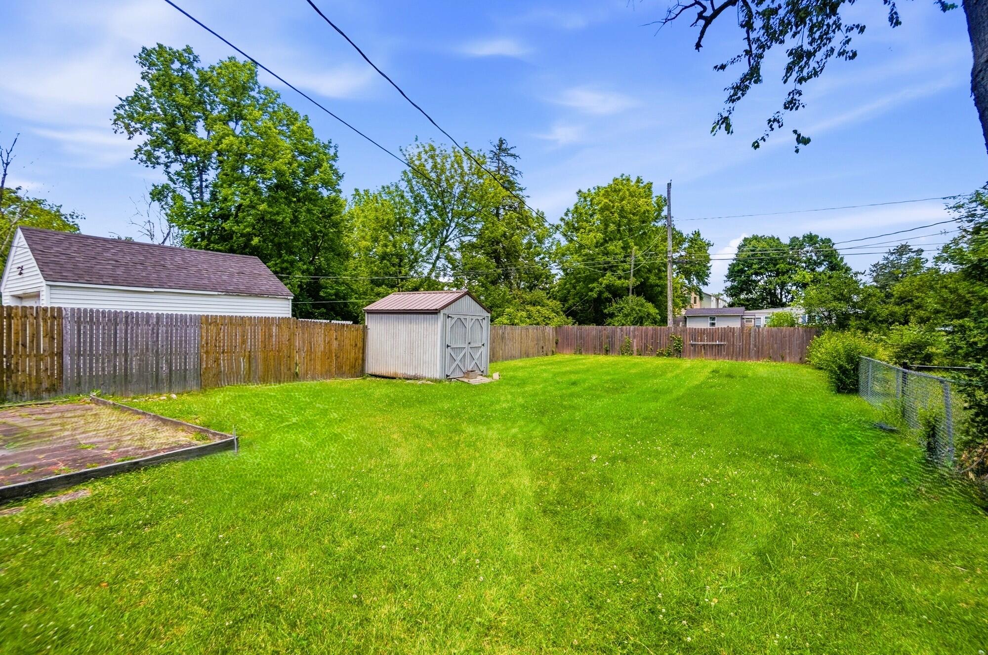 404 Rosewood Avenue, Springfield, Ohio 45506