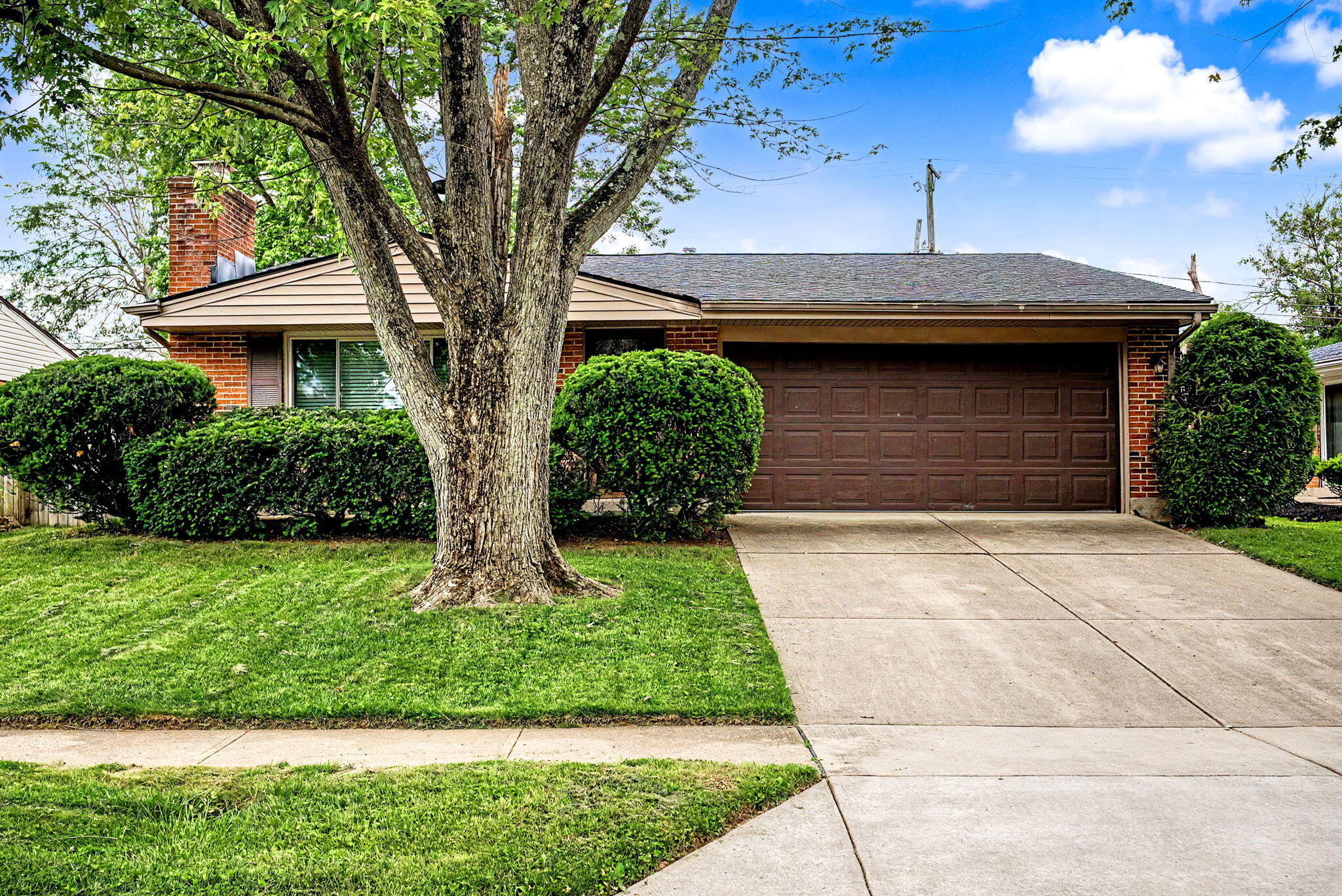 1428 Beaver Creek Lane, Kettering, Ohio 45429