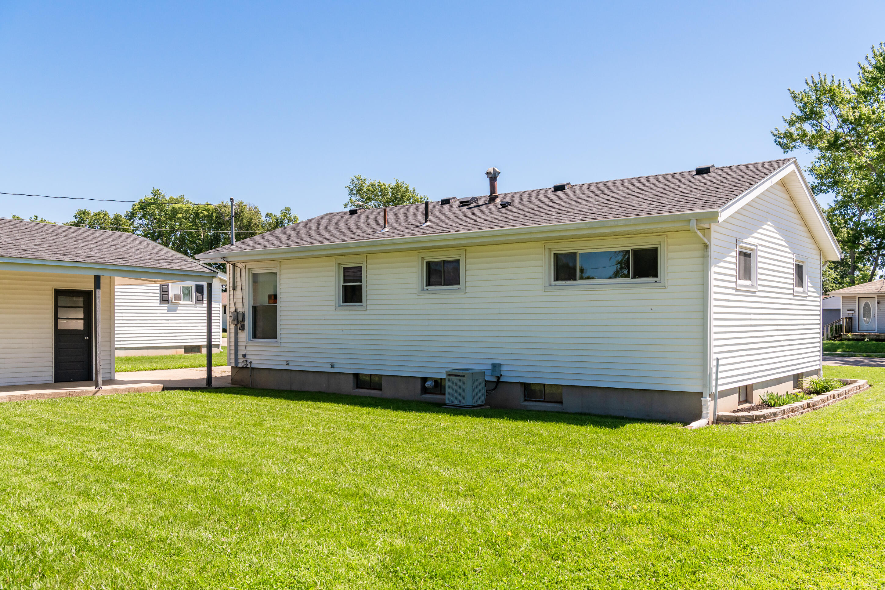 810 Meadow Lane, Troy, Ohio 45373