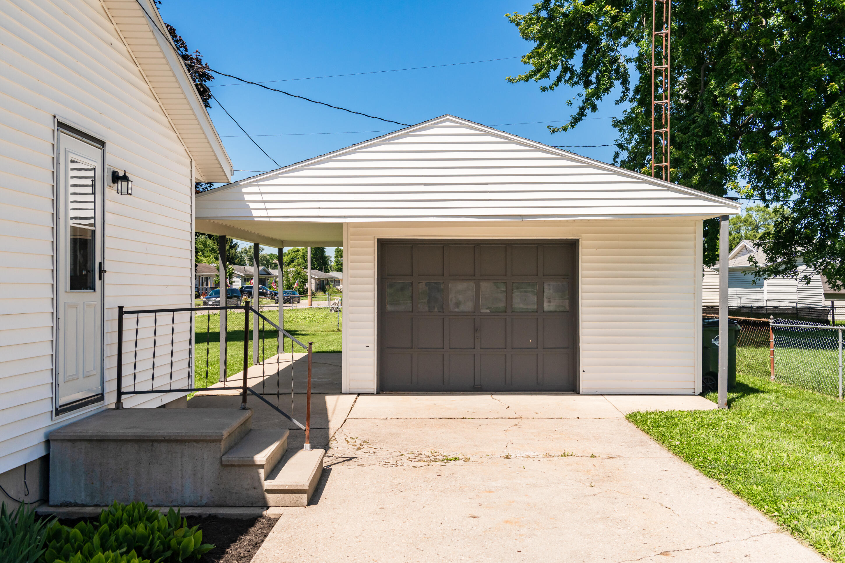 810 Meadow Lane, Troy, Ohio 45373