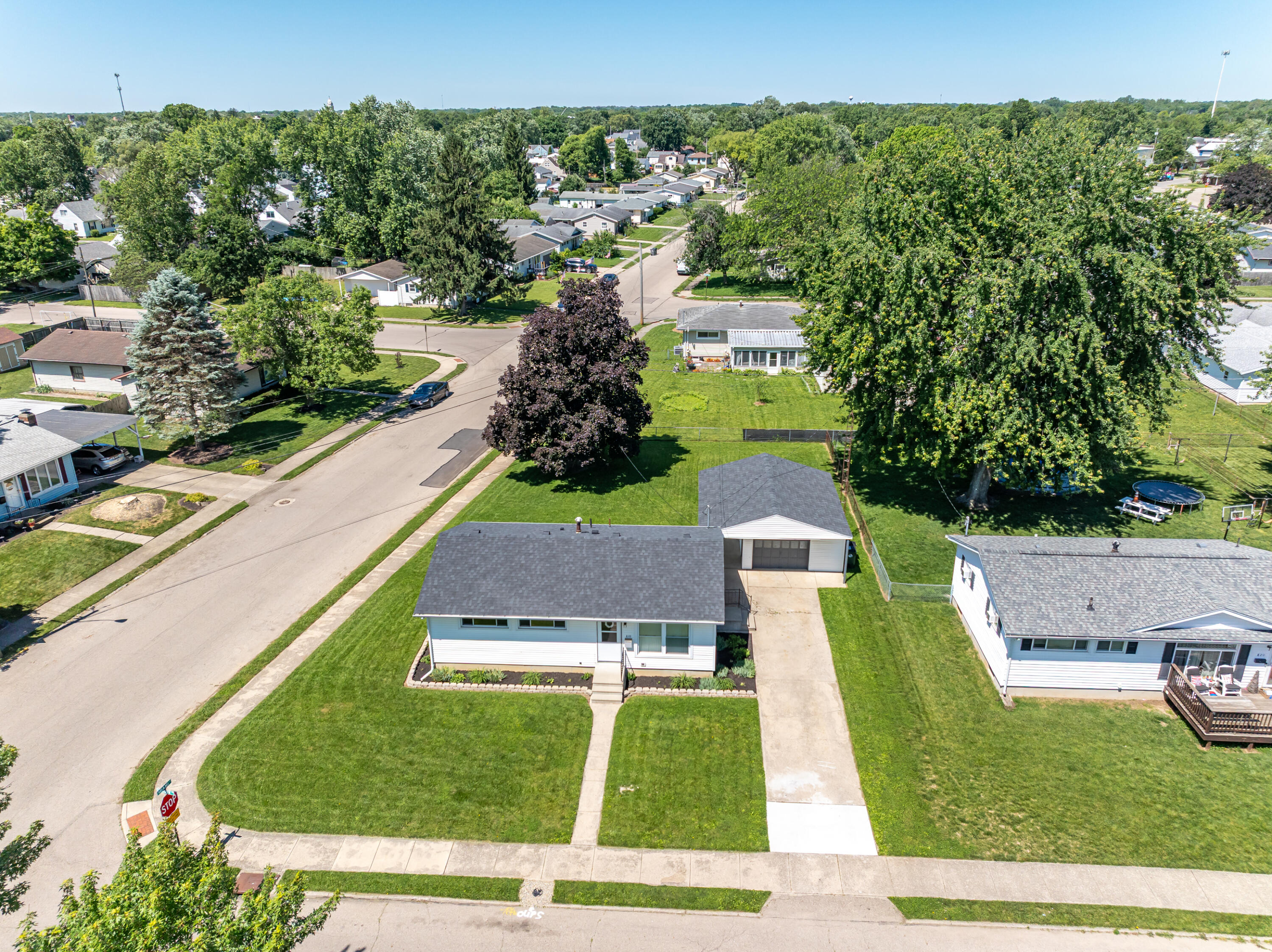 810 Meadow Lane, Troy, Ohio 45373