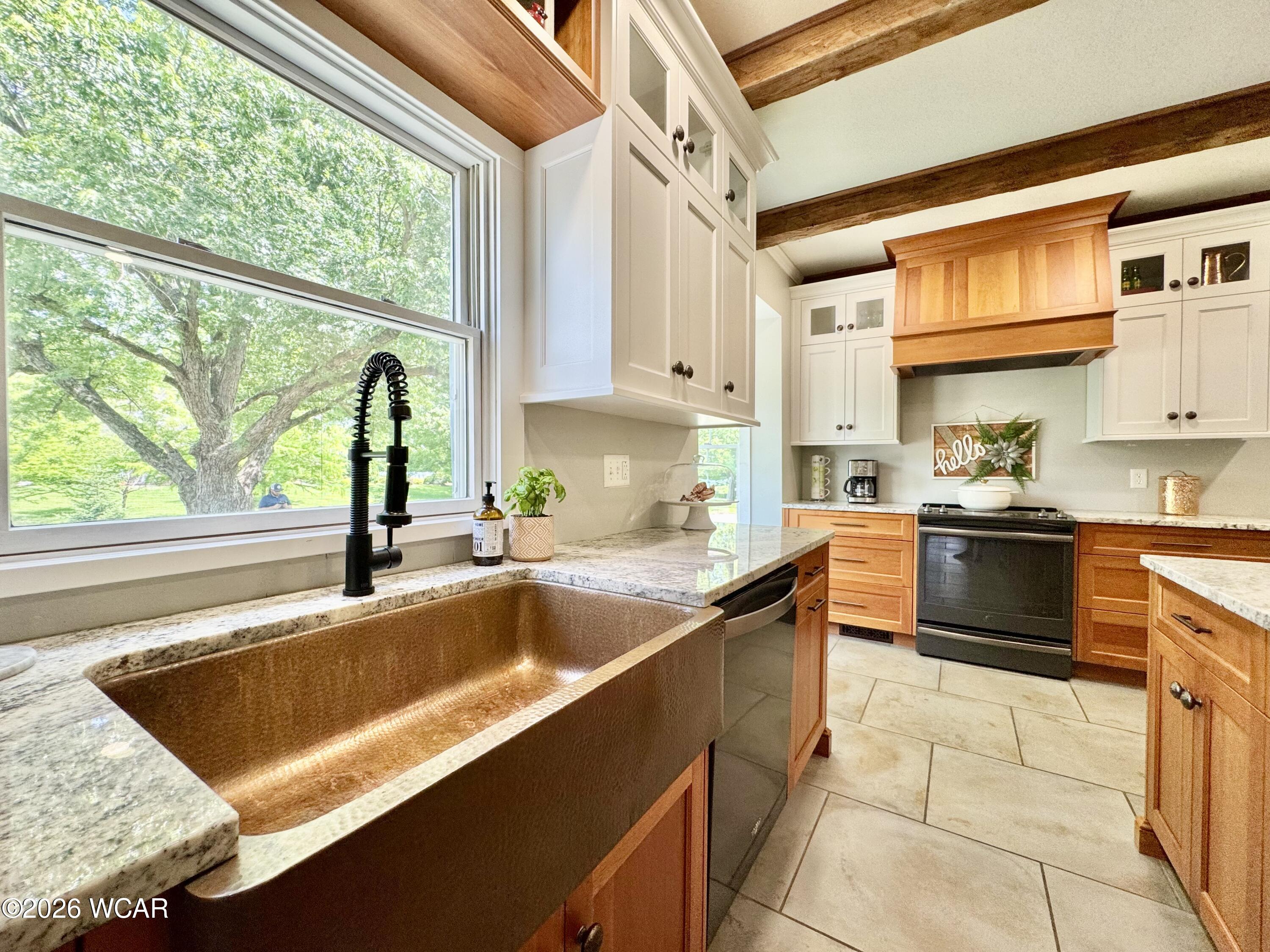 1410 Winghaven Drive, Lima, Ohio