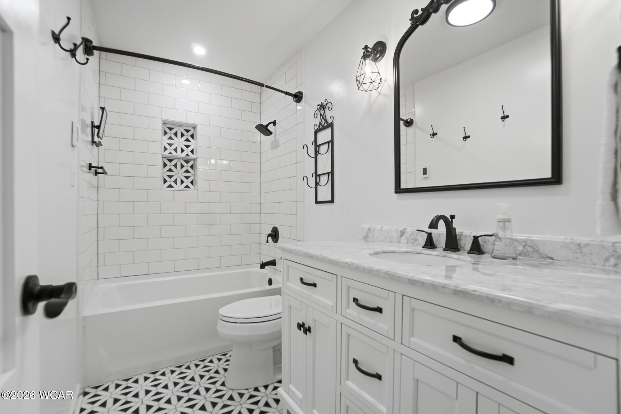 2551 Debbie Drive, Lima, Ohio
