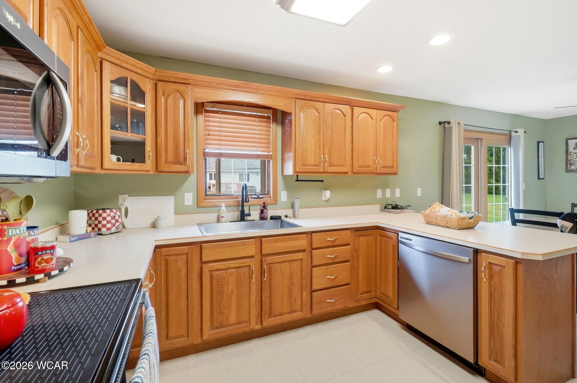 3703 Malibu Drive, Elida, Ohio