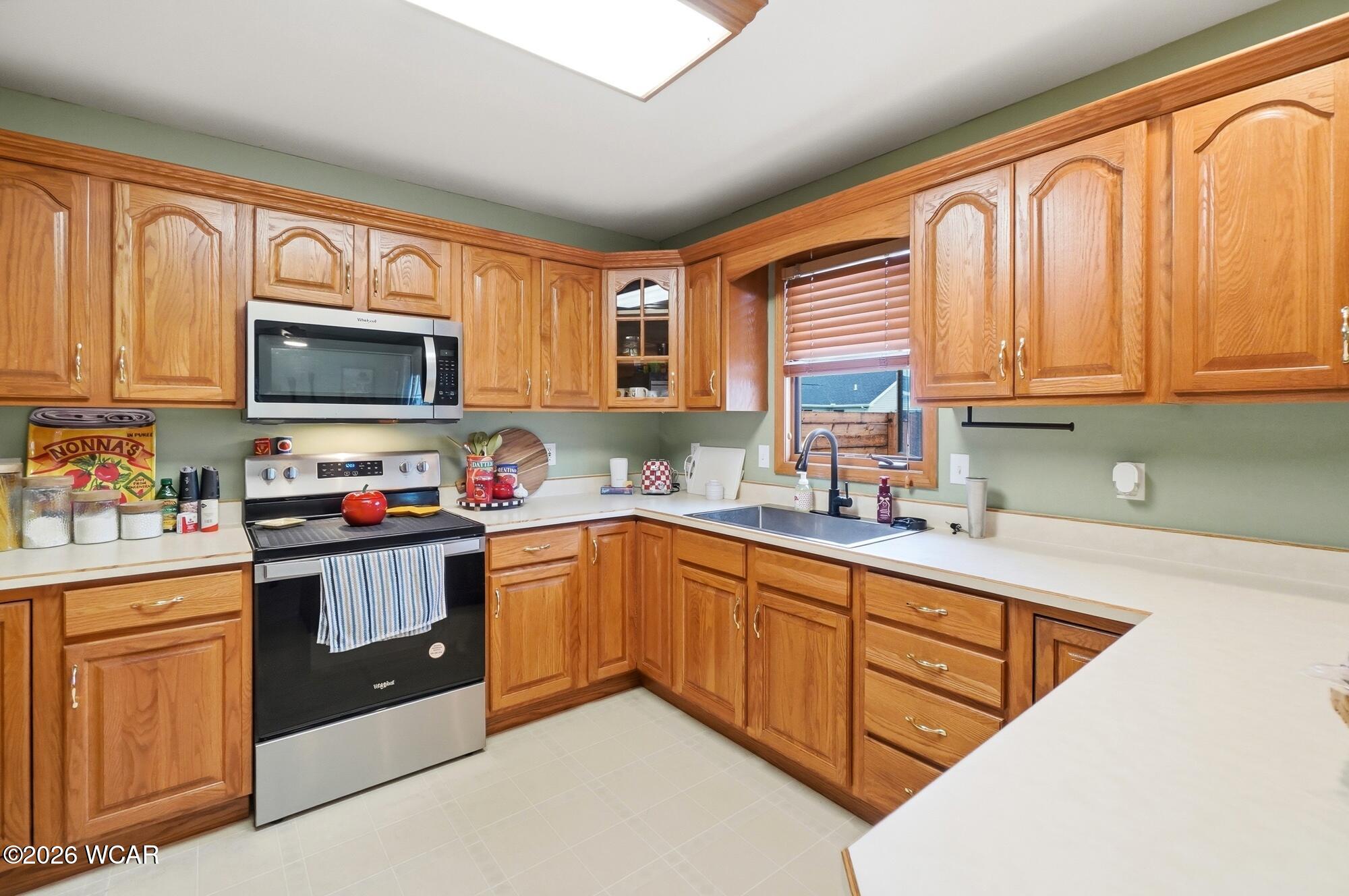 3703 Malibu Drive, Elida, Ohio