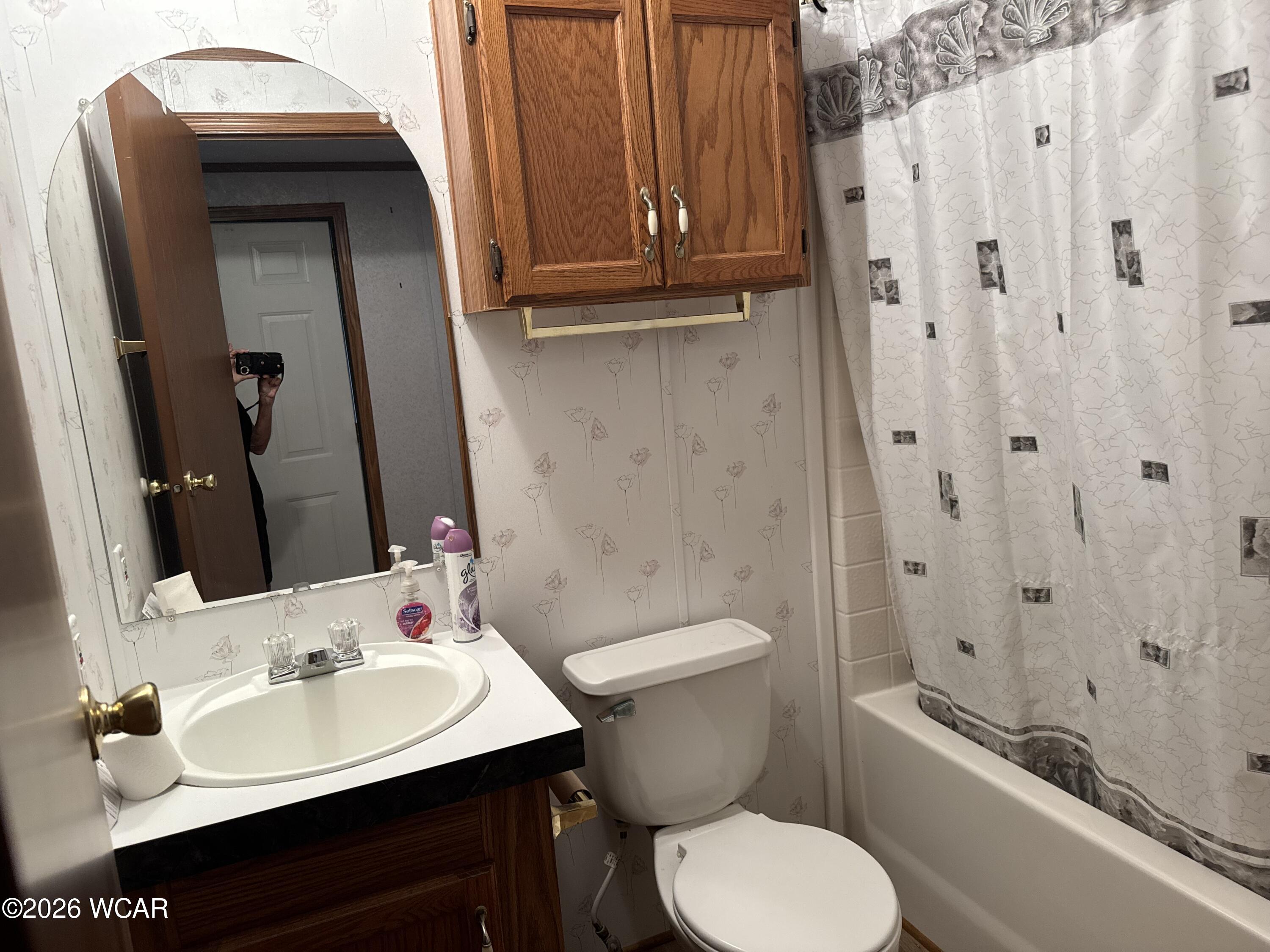 222 Pinewood Circle, Lima, Ohio