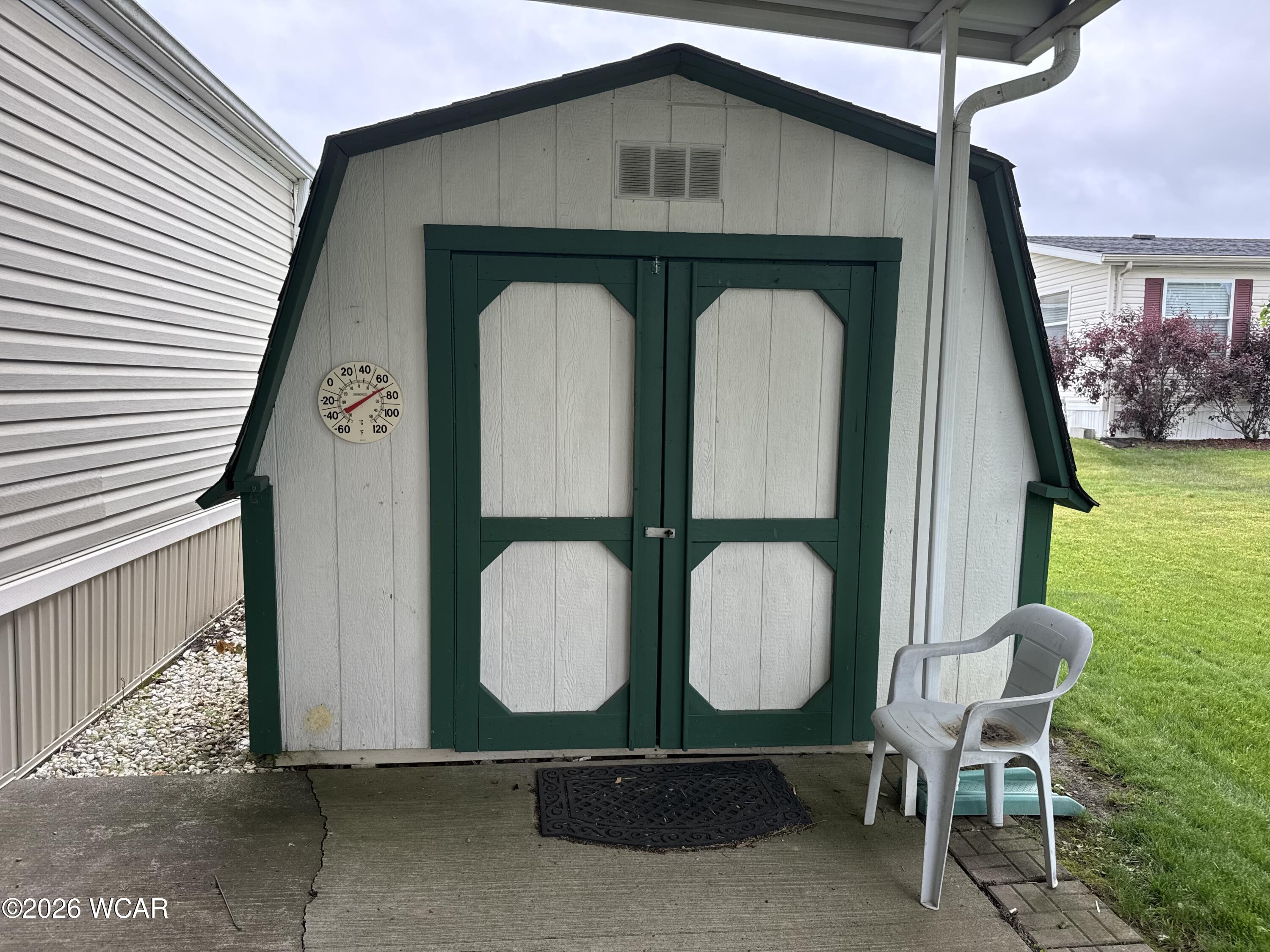 222 Pinewood Circle, Lima, Ohio