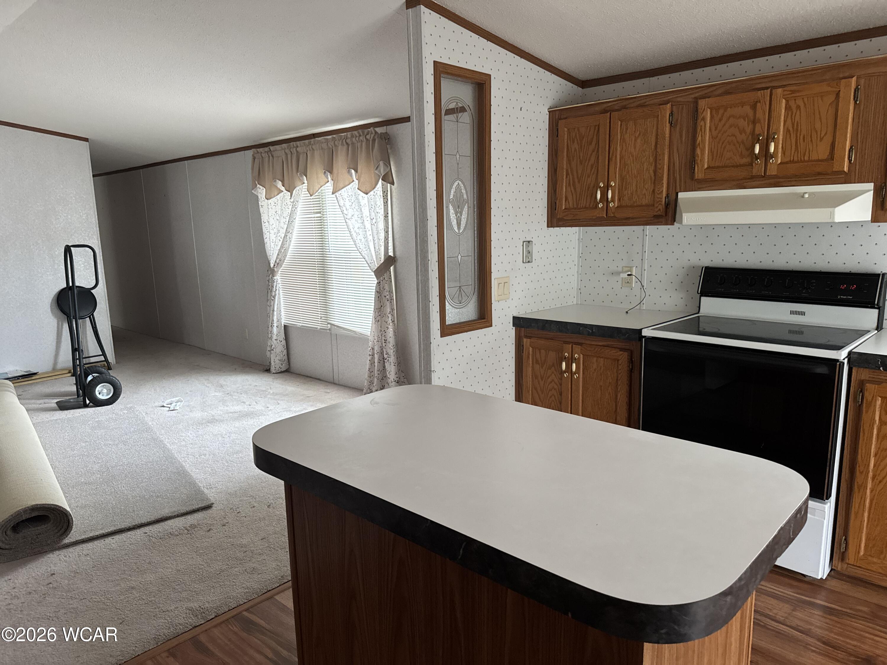 222 Pinewood Circle, Lima, Ohio