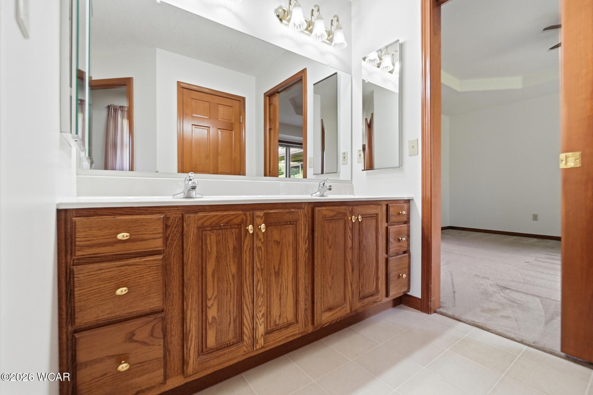901 Yorkshire Drive, Lima, Ohio