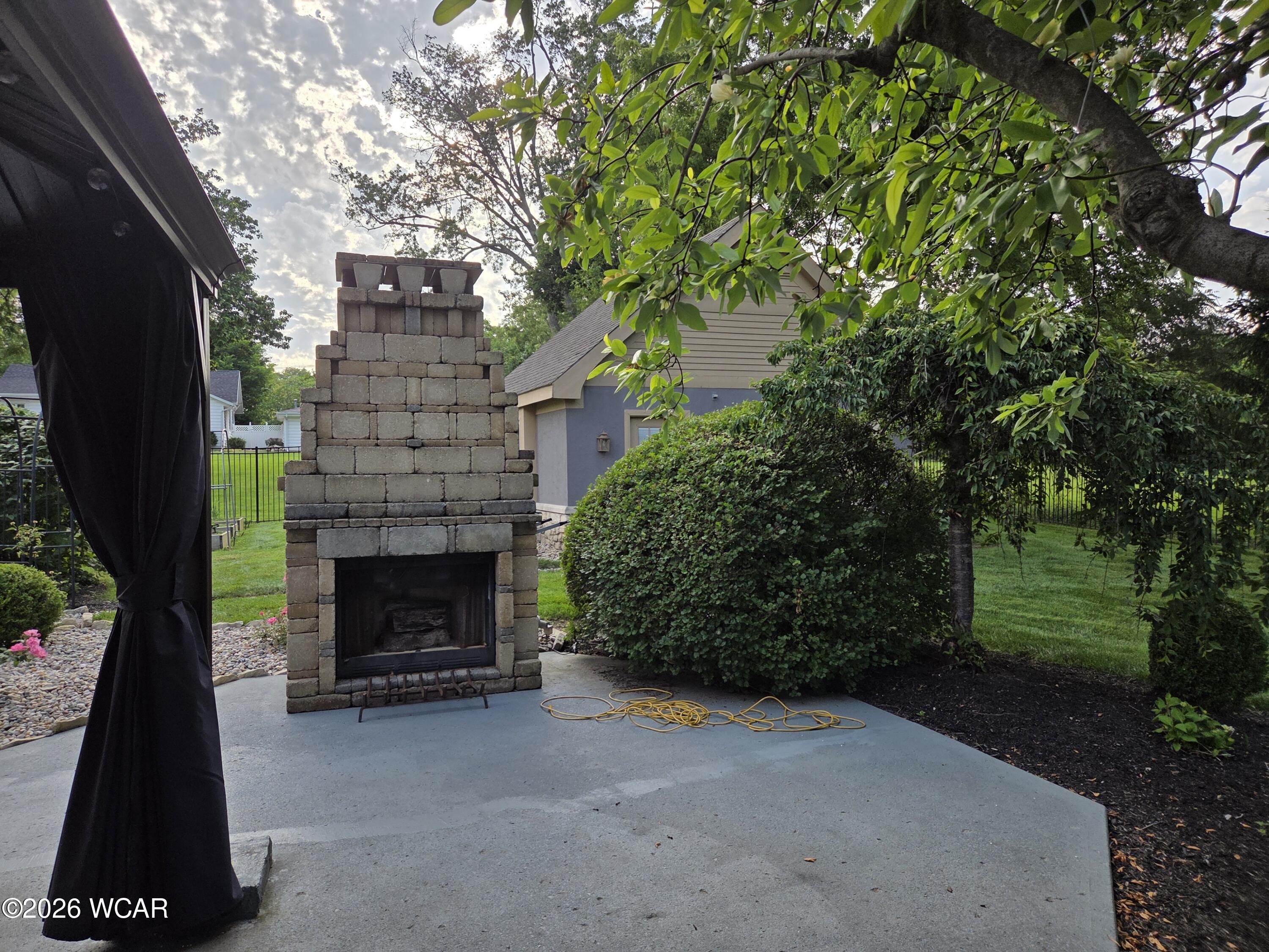 2326 Hampton Court, Lima, Ohio