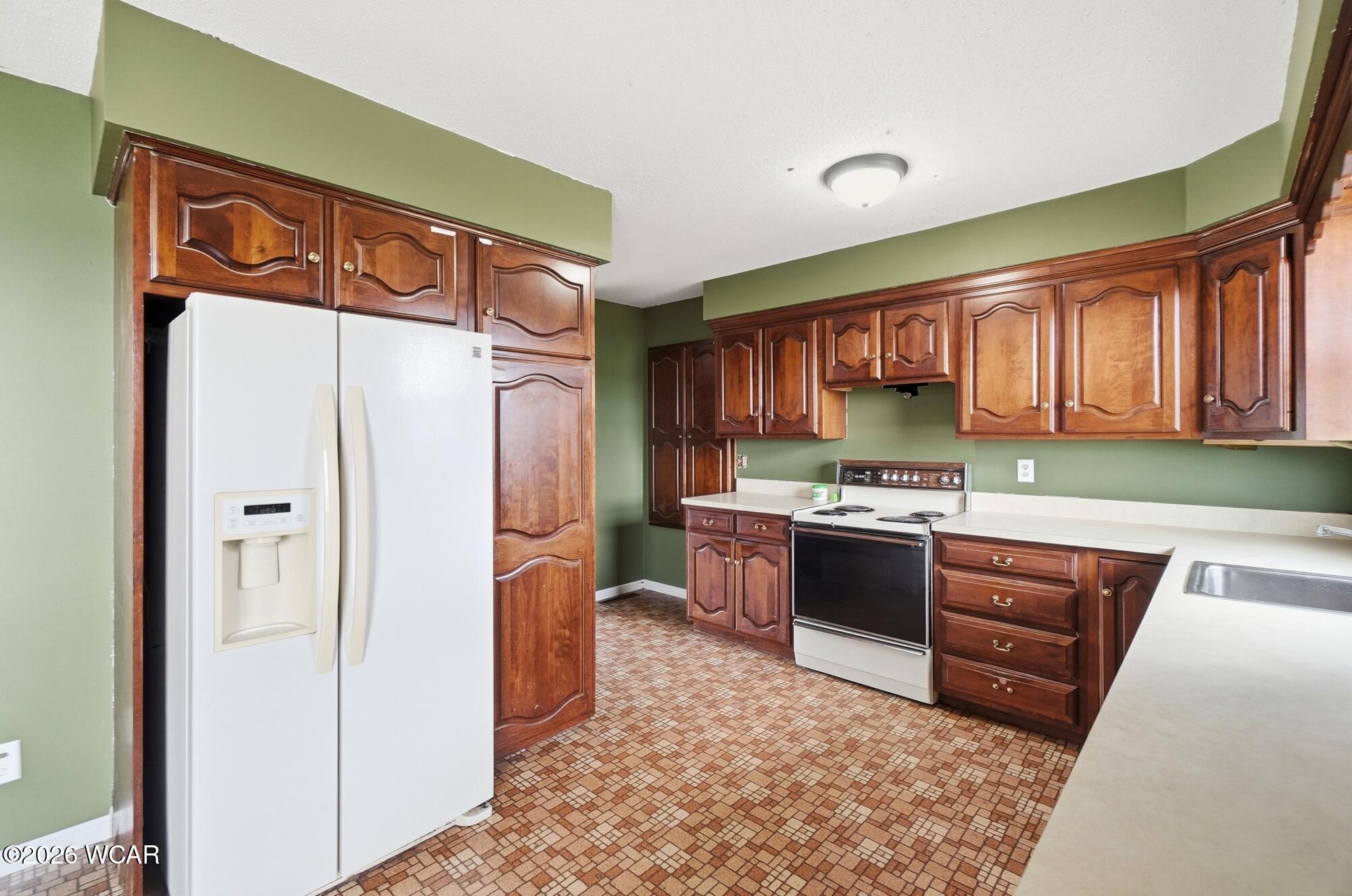 534 Gloria Avenue, Lima, Ohio