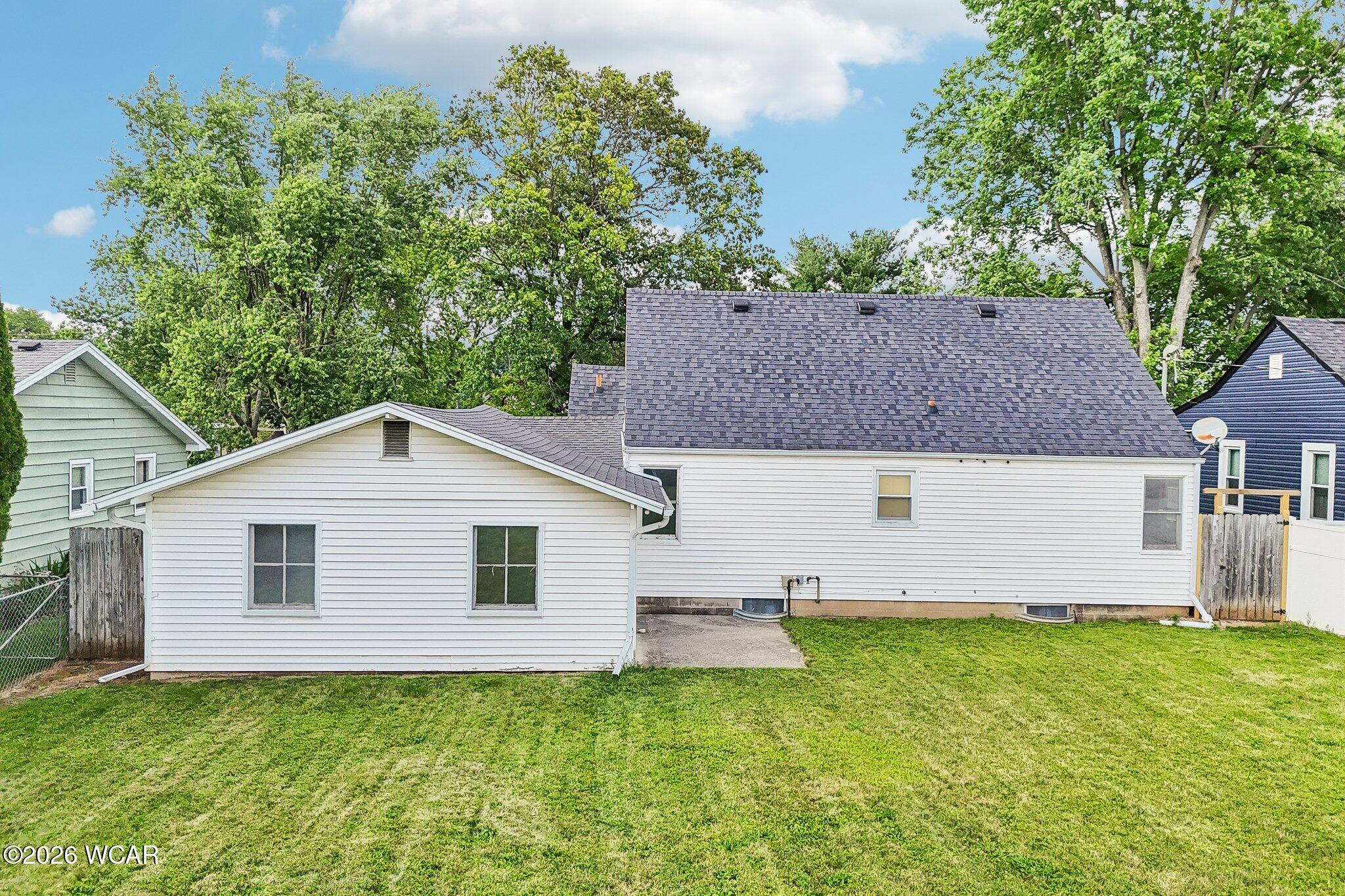 237 Leonard Street, West Liberty, Ohio