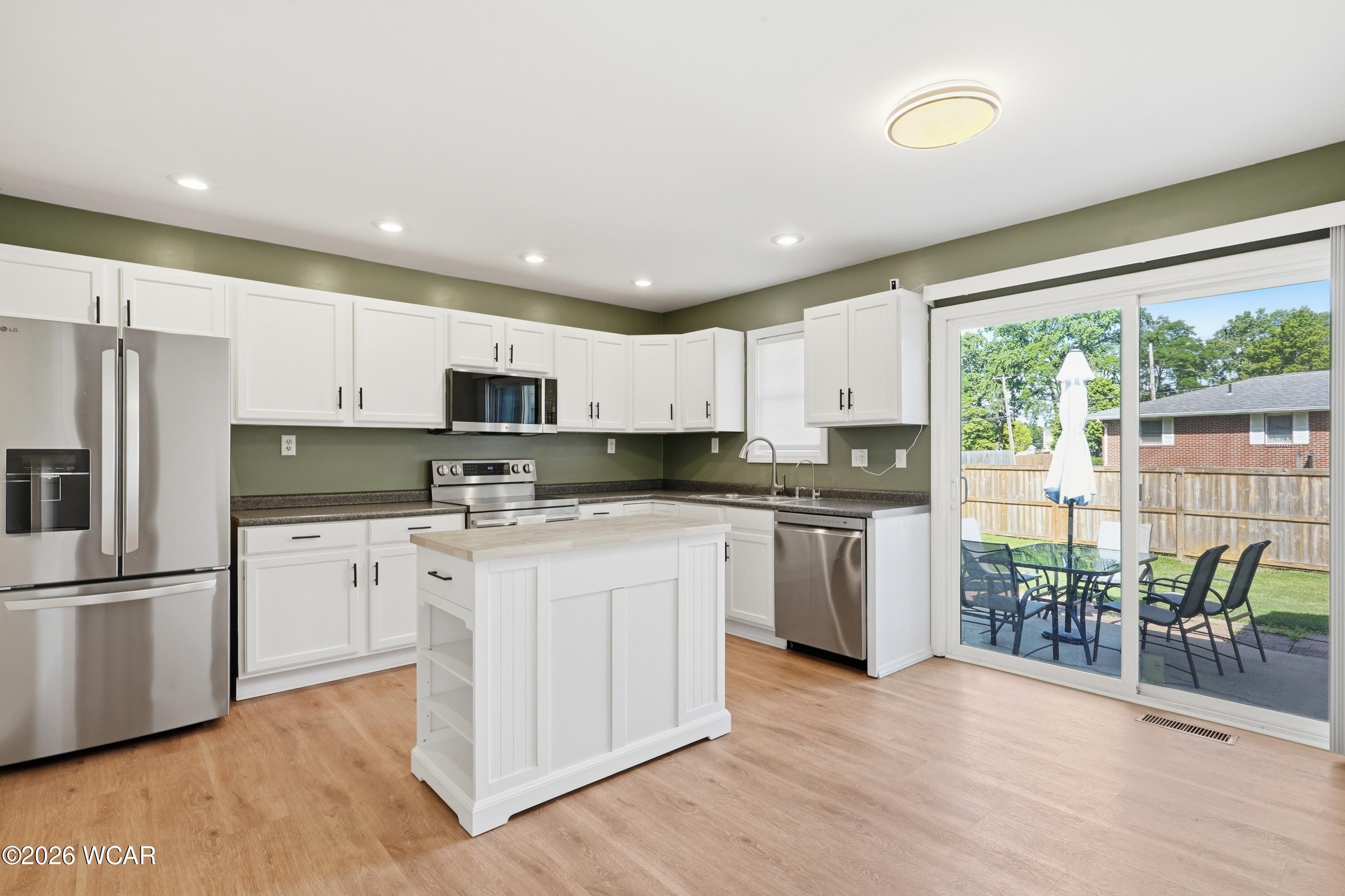 1007 Crystal Lane, Findlay, Ohio