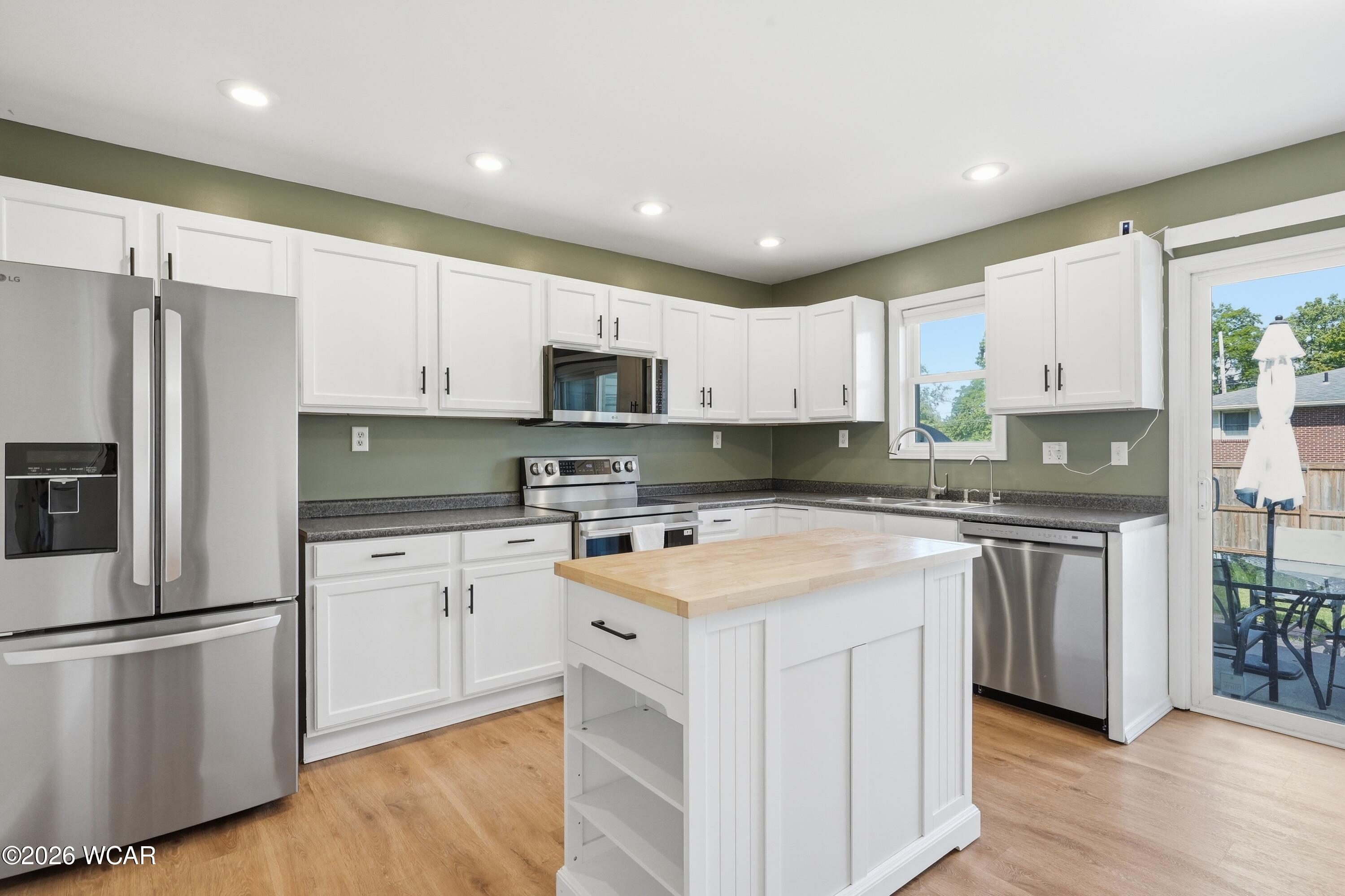 1007 Crystal Lane, Findlay, Ohio