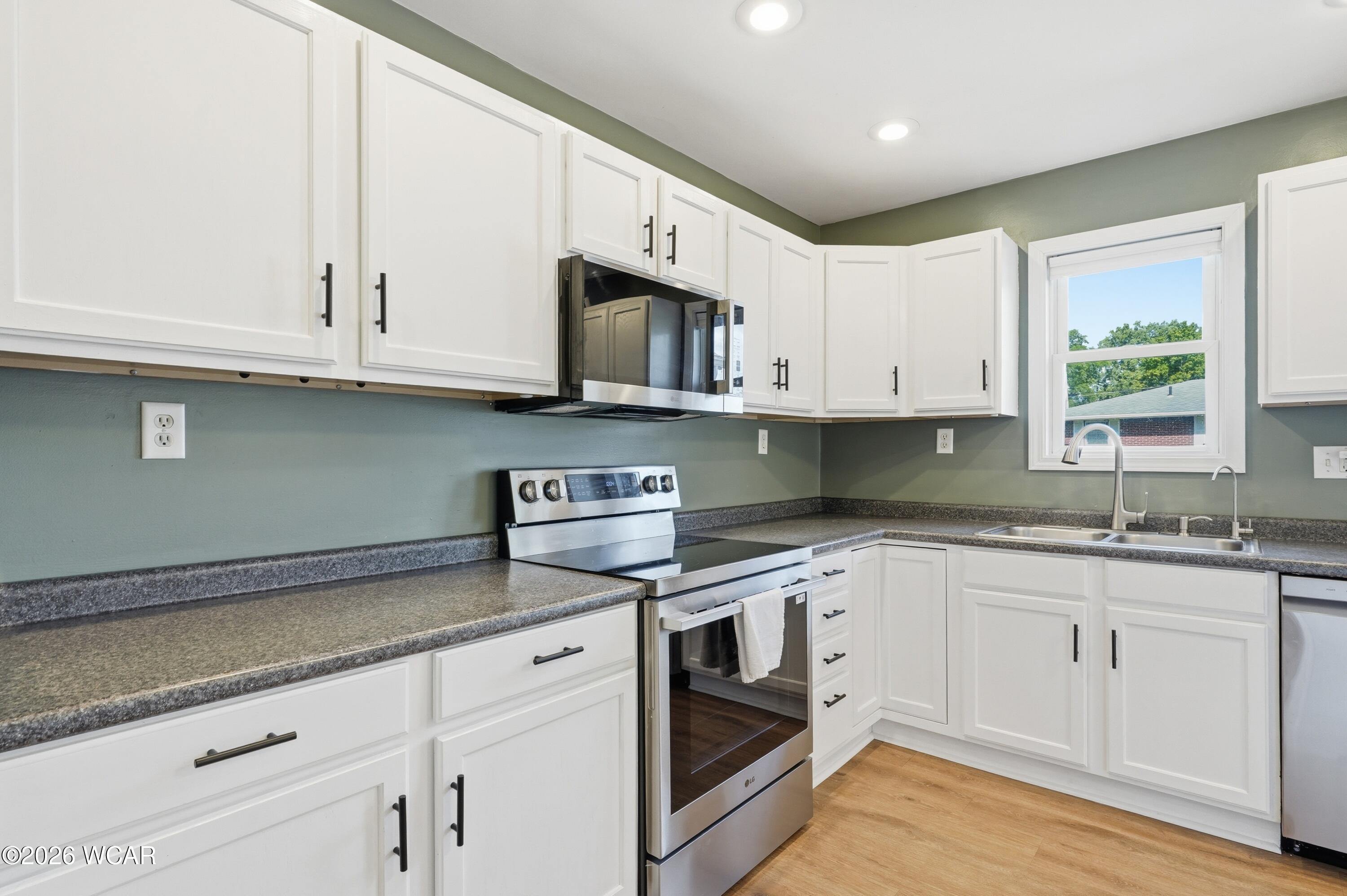 1007 Crystal Lane, Findlay, Ohio