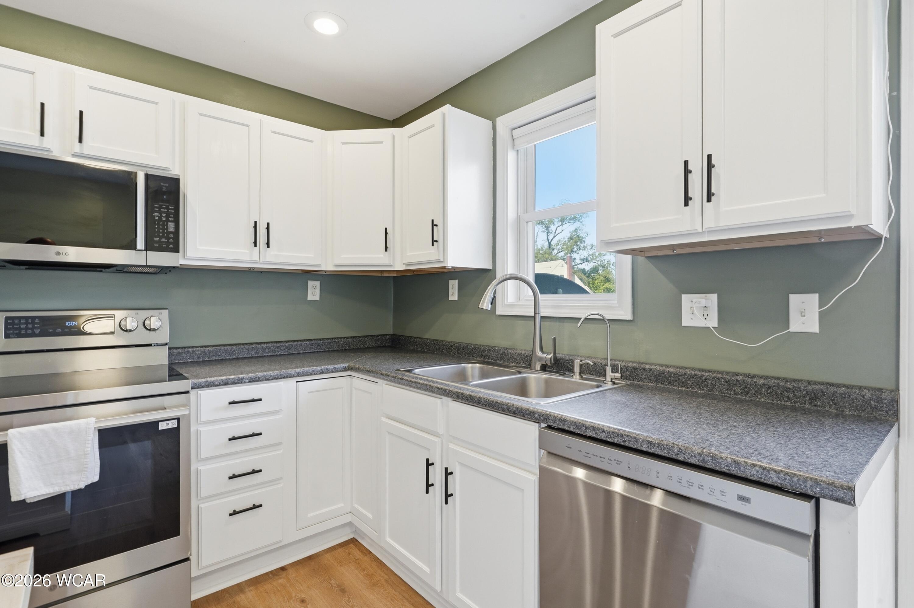 1007 Crystal Lane, Findlay, Ohio