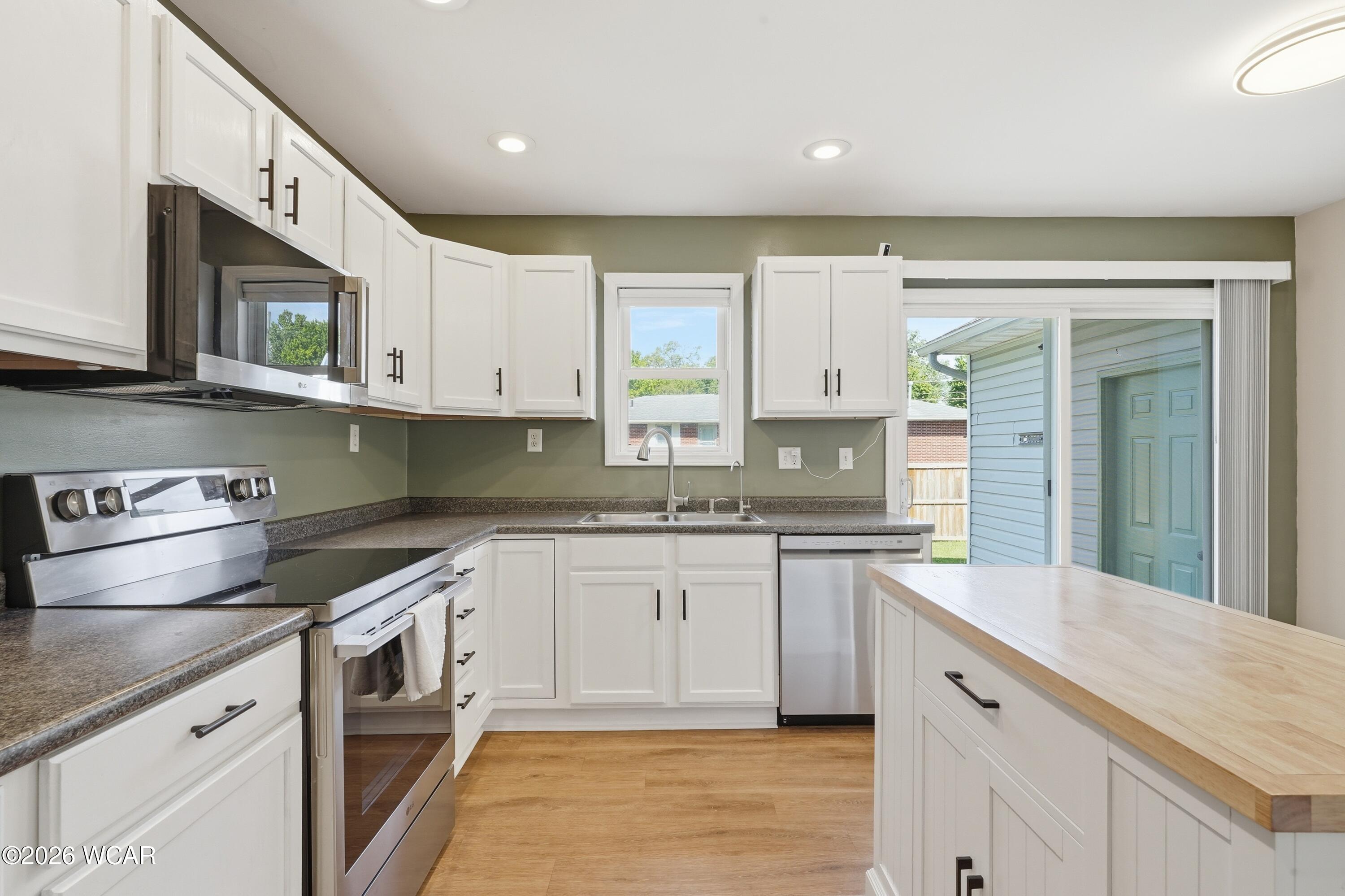 1007 Crystal Lane, Findlay, Ohio