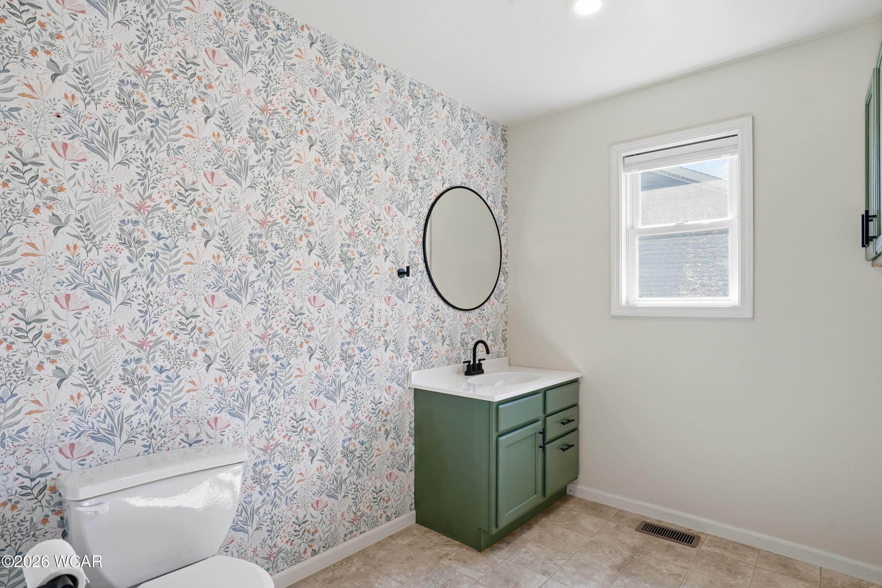 1007 Crystal Lane, Findlay, Ohio
