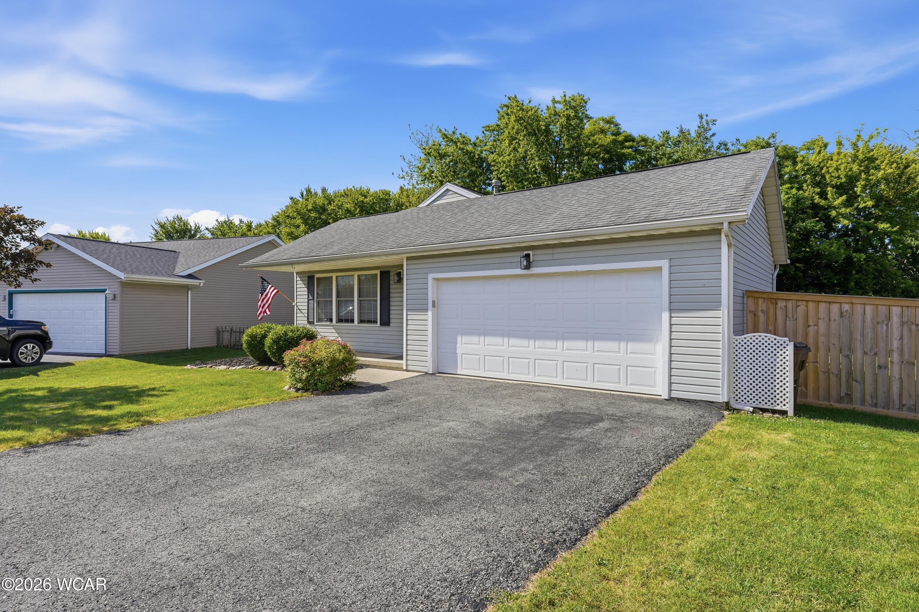 1007 Crystal Lane, Findlay, Ohio