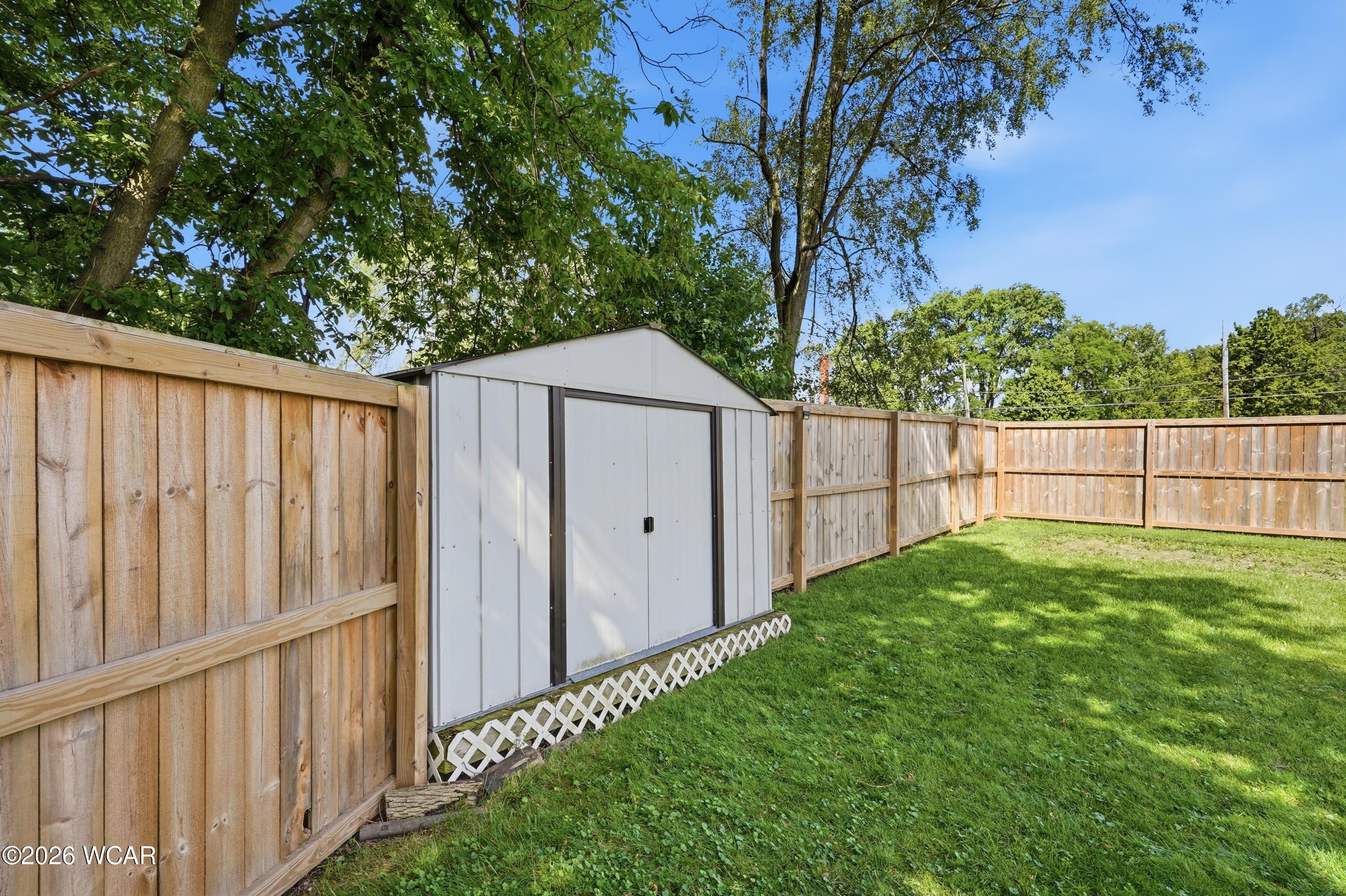 1007 Crystal Lane, Findlay, Ohio