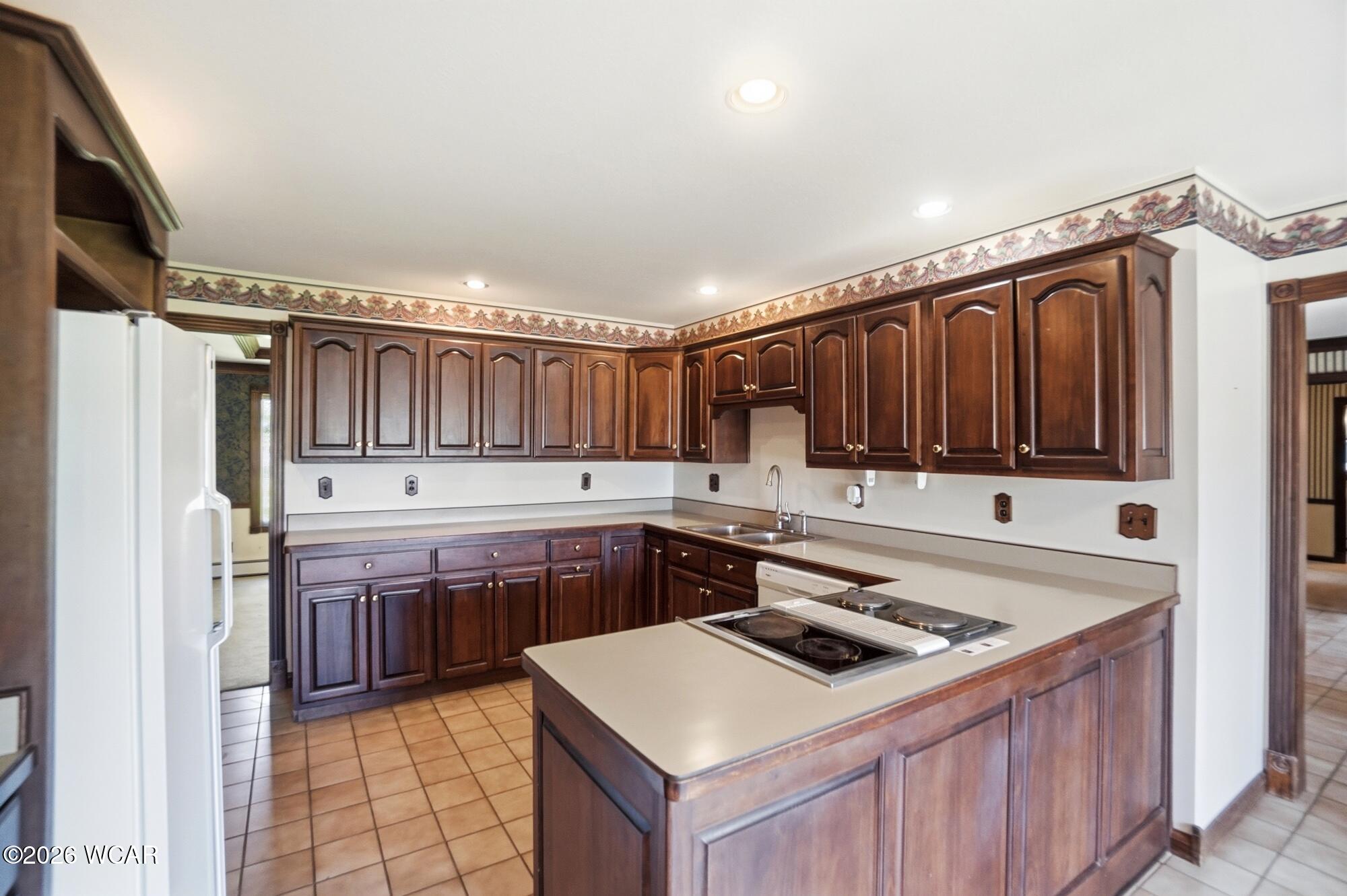 2836 Pin Oak Court, Lima, Ohio