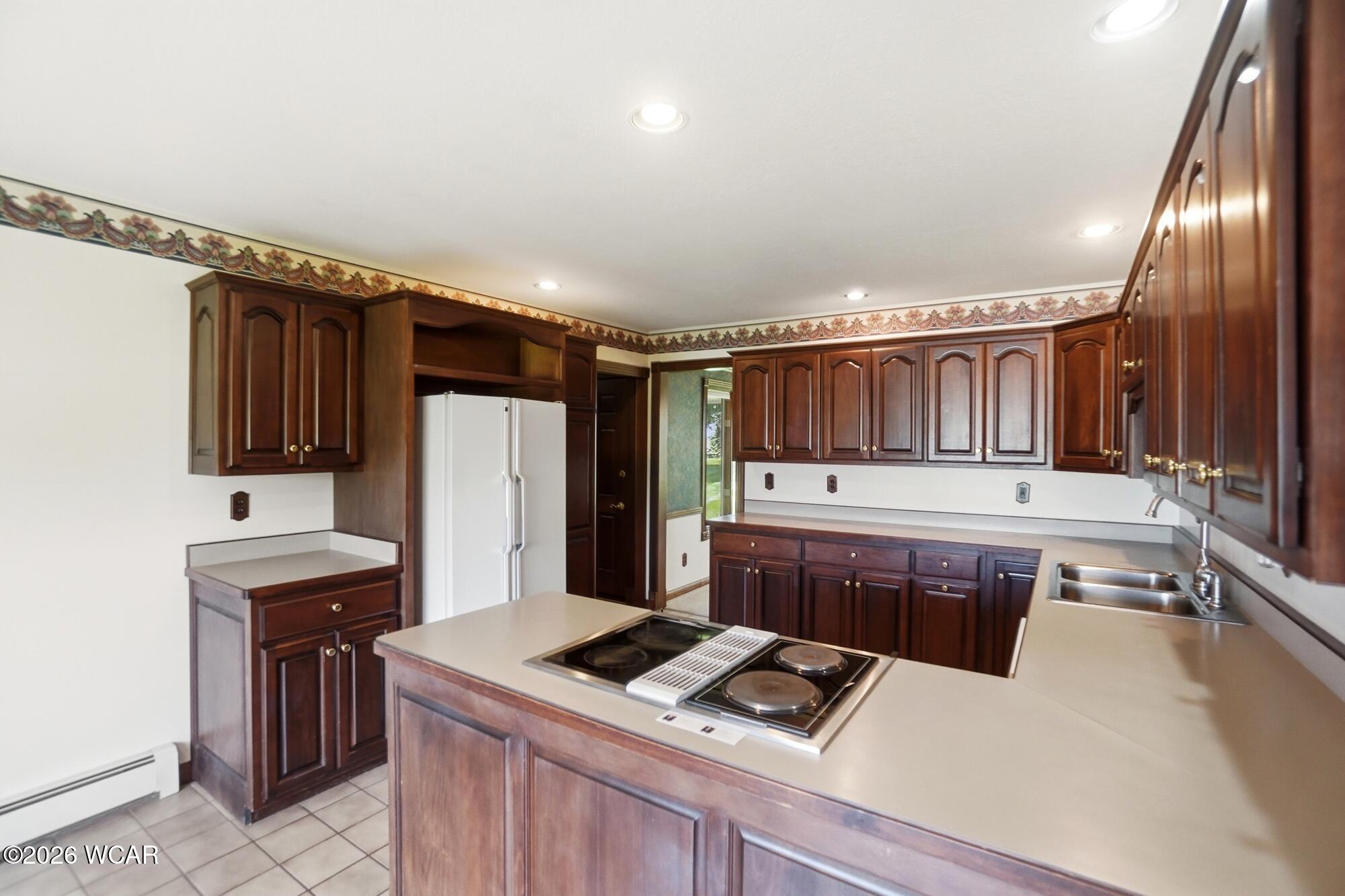 2836 Pin Oak Court, Lima, Ohio