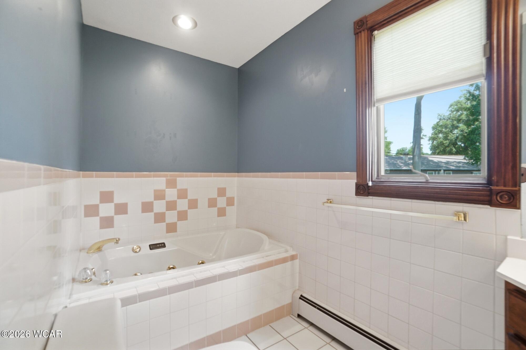 2836 Pin Oak Court, Lima, Ohio